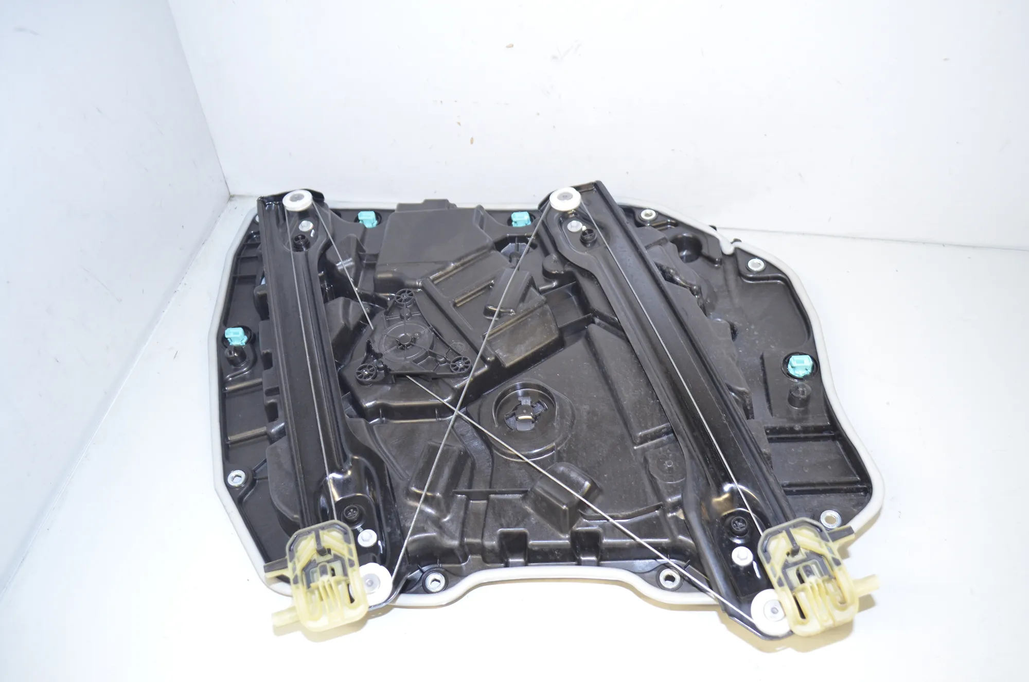 Front Right Door Window Regulator – OEM 5A104C2 · BMW 2 Active Tourer (U06) (2021 - -) 218d 2022 – 4