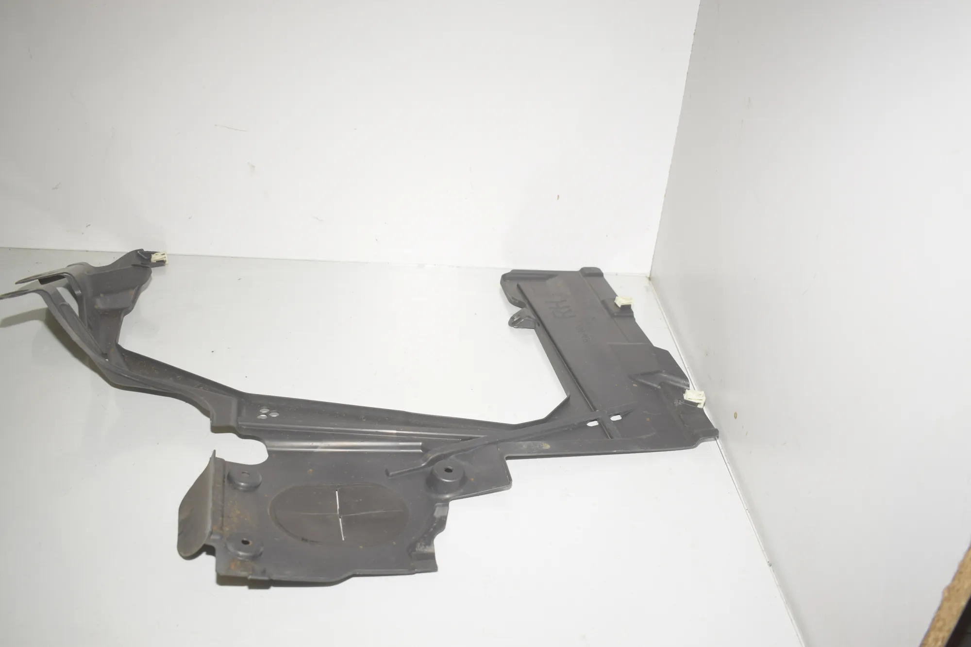 Rear Right Underbody Cover – OEM 7290812 · BMW 2 Active Tourer (F45) 216 d 2014
