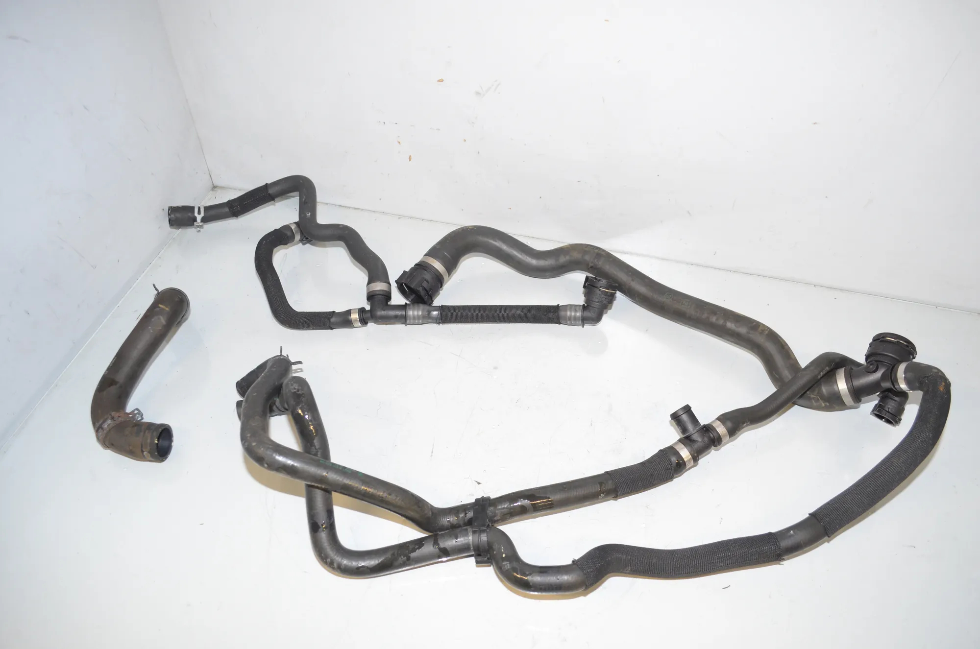 Coolant Hose Pipe – OEM 7617364 · BMW 2 Active Tourer (F45) 216 d 2014 – 3