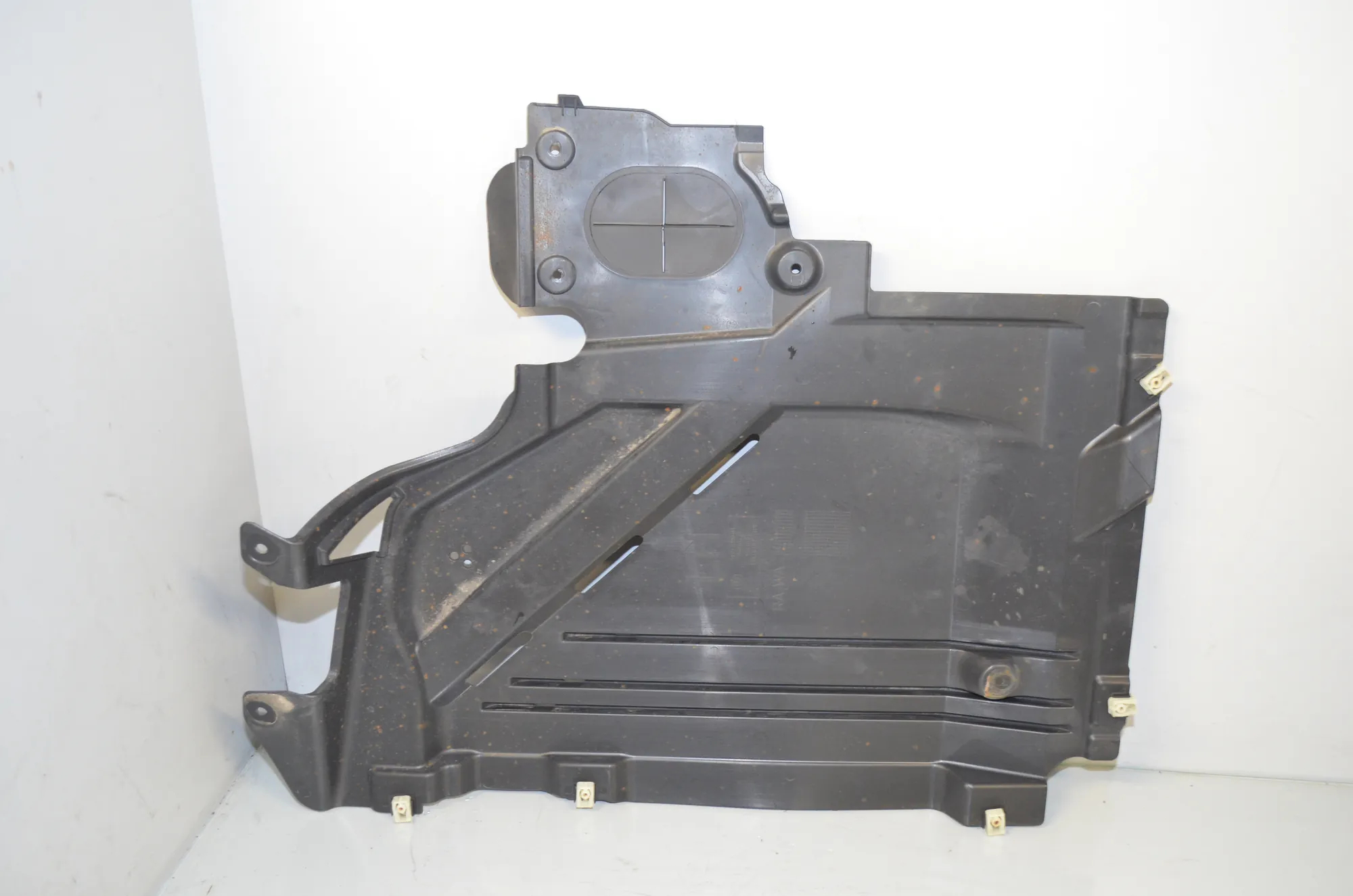 Rear Left Underbody Cover – OEM 7290811 · BMW 2 Active Tourer (F45) 216 d 2014