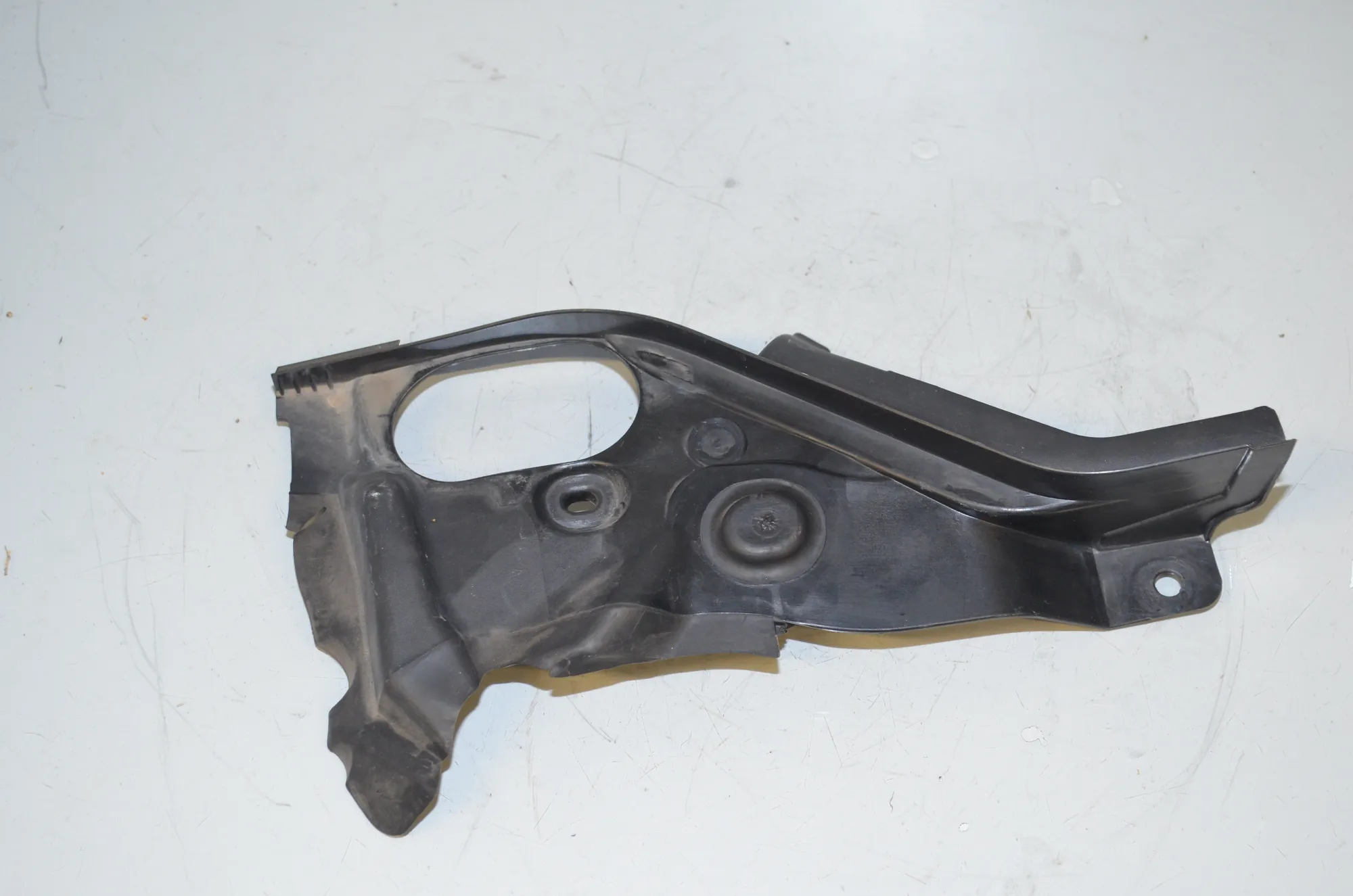 Other Body Parts – OEM 7300519 · BMW 2 Active Tourer (F45) 216 d 2014 – 4