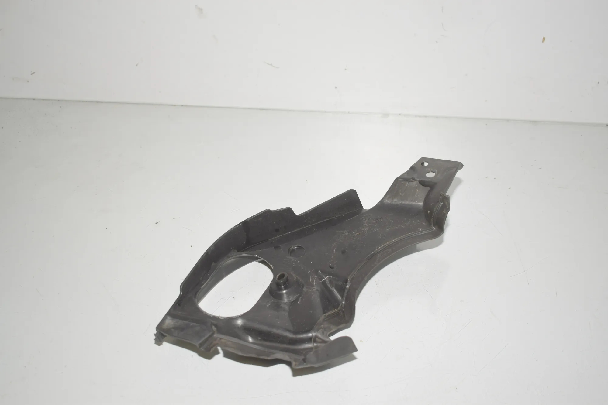 Other Engine Compartment Parts – OEM 7300520 · BMW 2 Active Tourer (F45) 216 d 2014 – 2