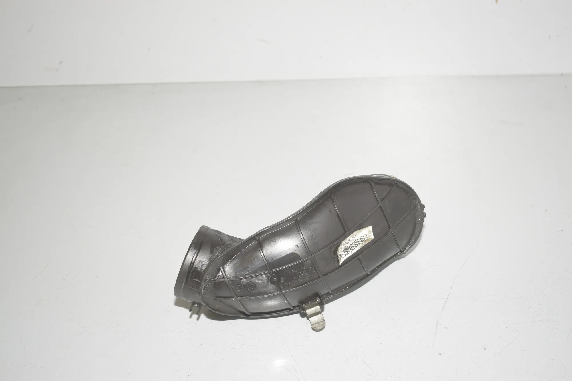 Air Intake Tube – OEM 8507369 · BMW 3 Touring (F31) 330 d 2013 – 3
