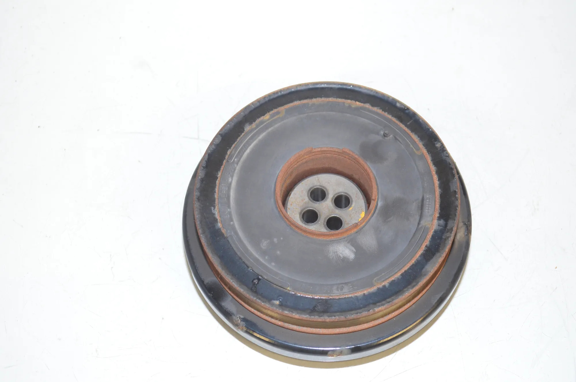 Crankshaft Pulley – OEM 8511321 · BMW 3 Touring (F31) 330 d 2013