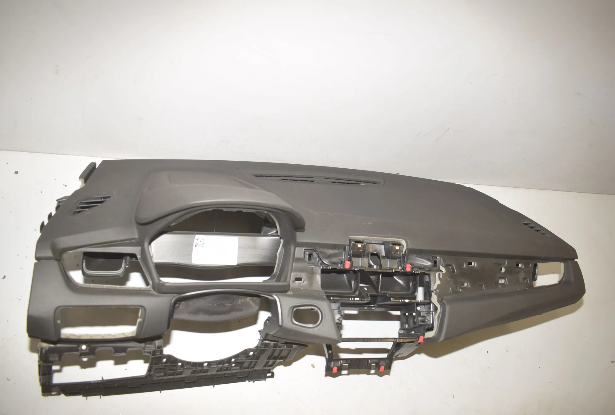 Dashboard – OEM 9378901 · BMW 2 Active Tourer (F45) 218 i 2016 – 2