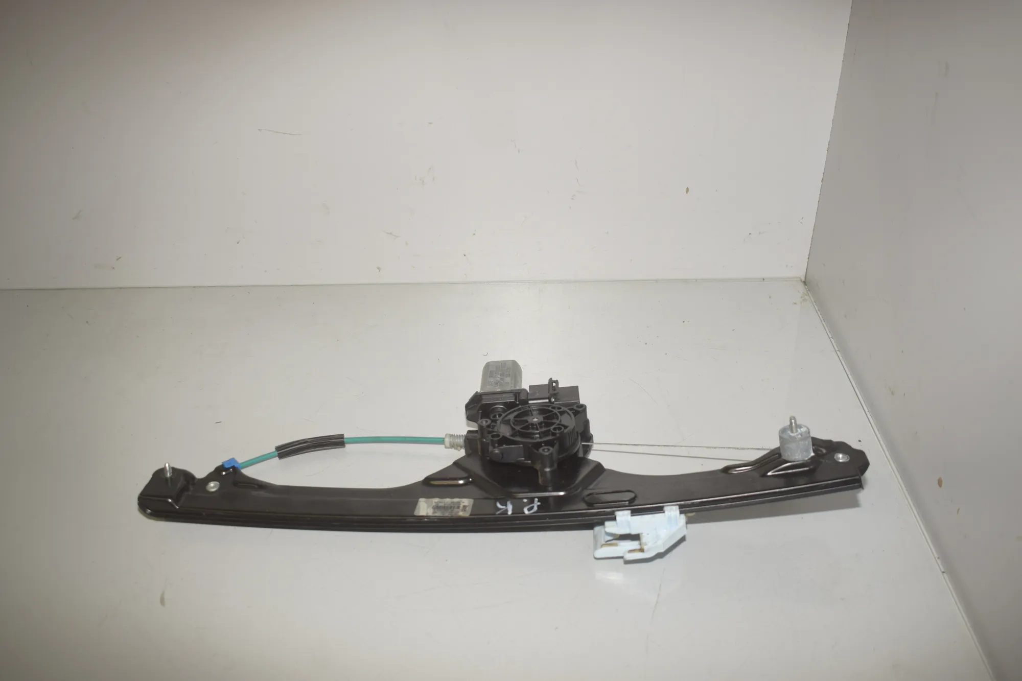 Front Left Door Window Regulator – OEM 2579945 · BMW 2 Active Tourer (F45) 218 i 2016