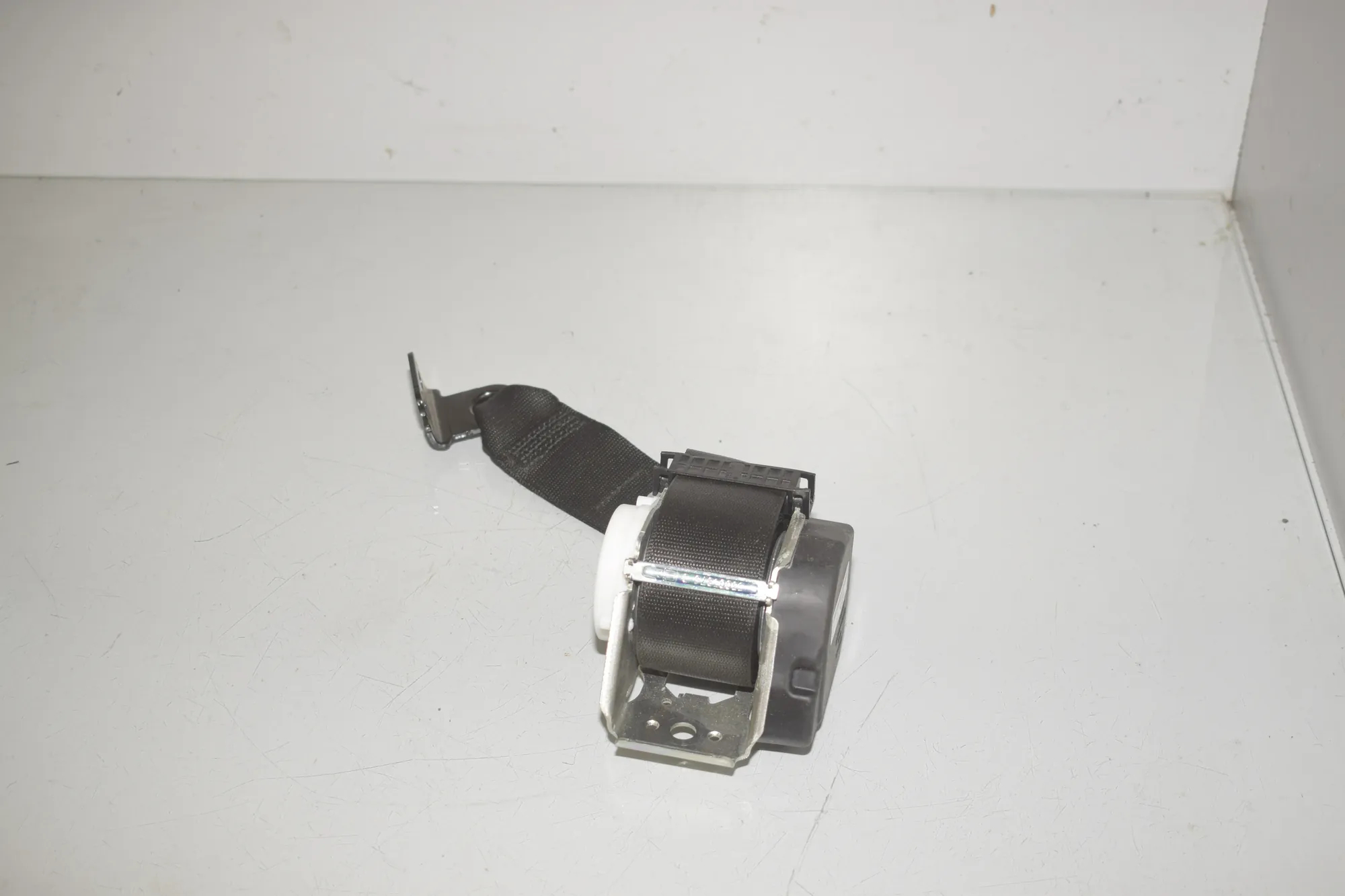 Rear Left Seatbelt – OEM 7313377 · BMW 2 Active Tourer (F45) 218 i 2016 – 2
