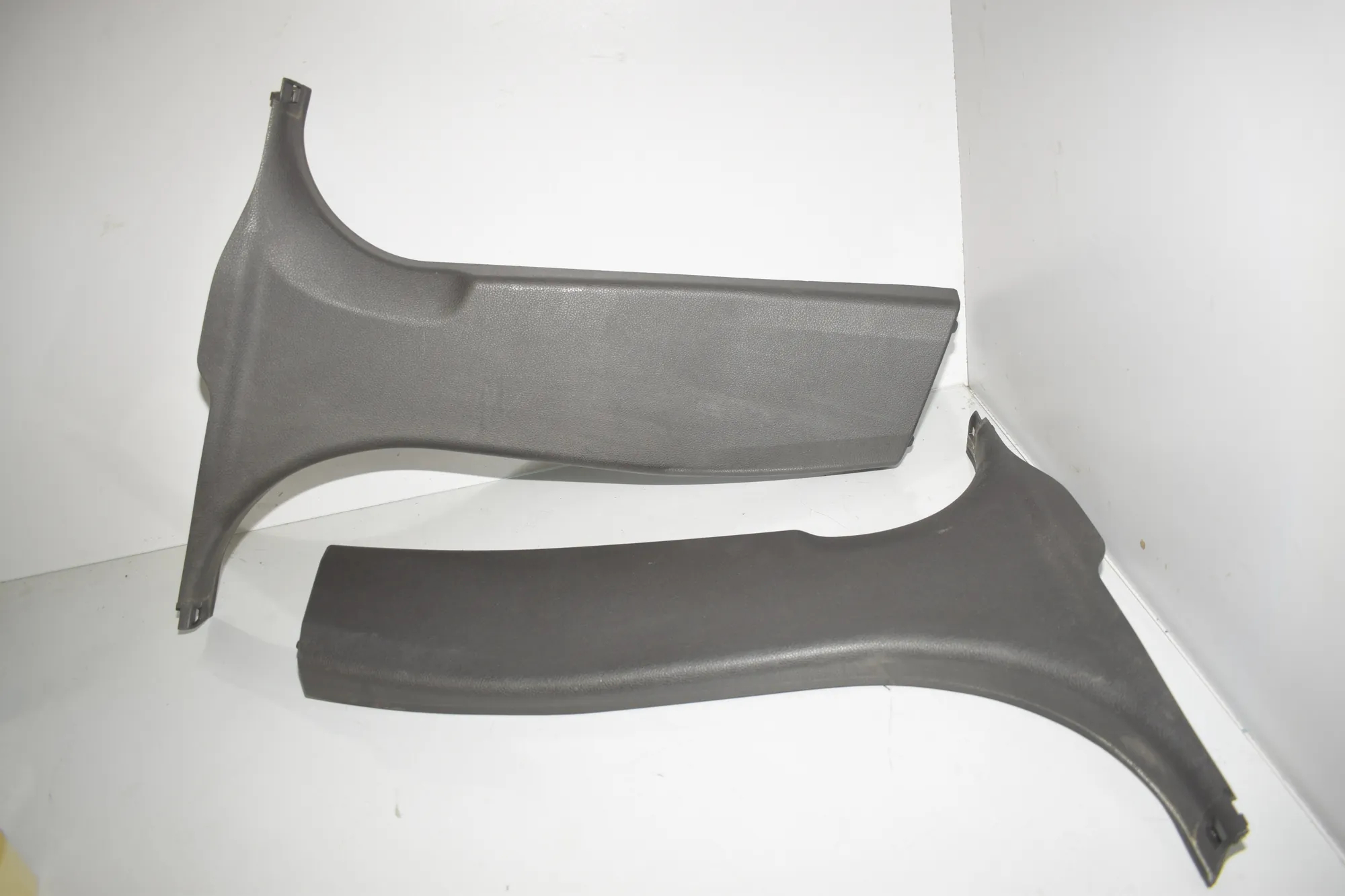 Right Side B Pillar Trim – OEM 7302434 · BMW 2 Active Tourer (F45) 218 i 2016 – 2