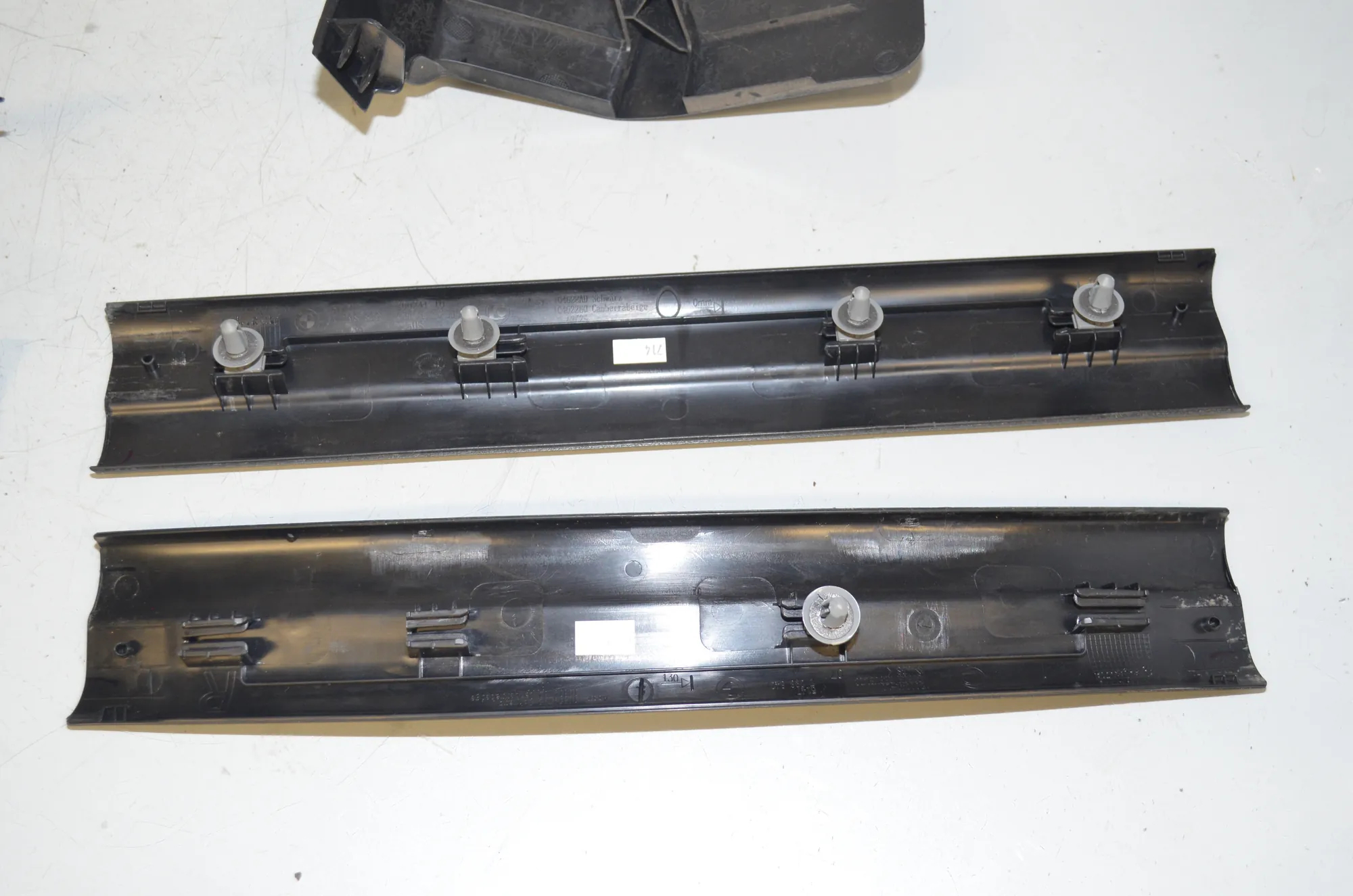 Rear Right Interior Step Trim – OEM 7298842 · BMW 2 Active Tourer (F45) 218 i 2016 – 5