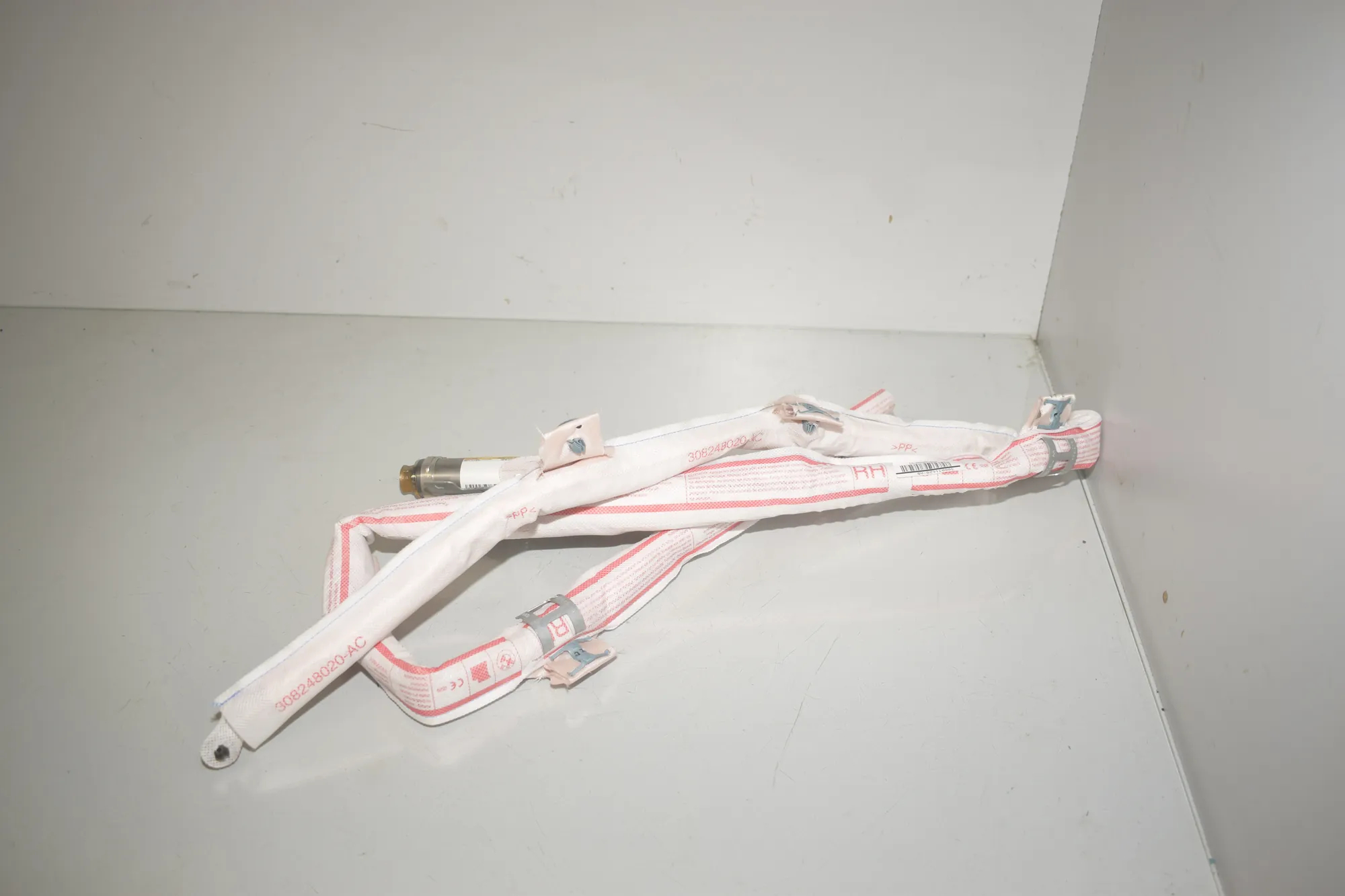 Right Side Roof Safety Curtain SRS – OEM 7301296 · BMW 2 Active Tourer (F45) 218 i 2016 – 3