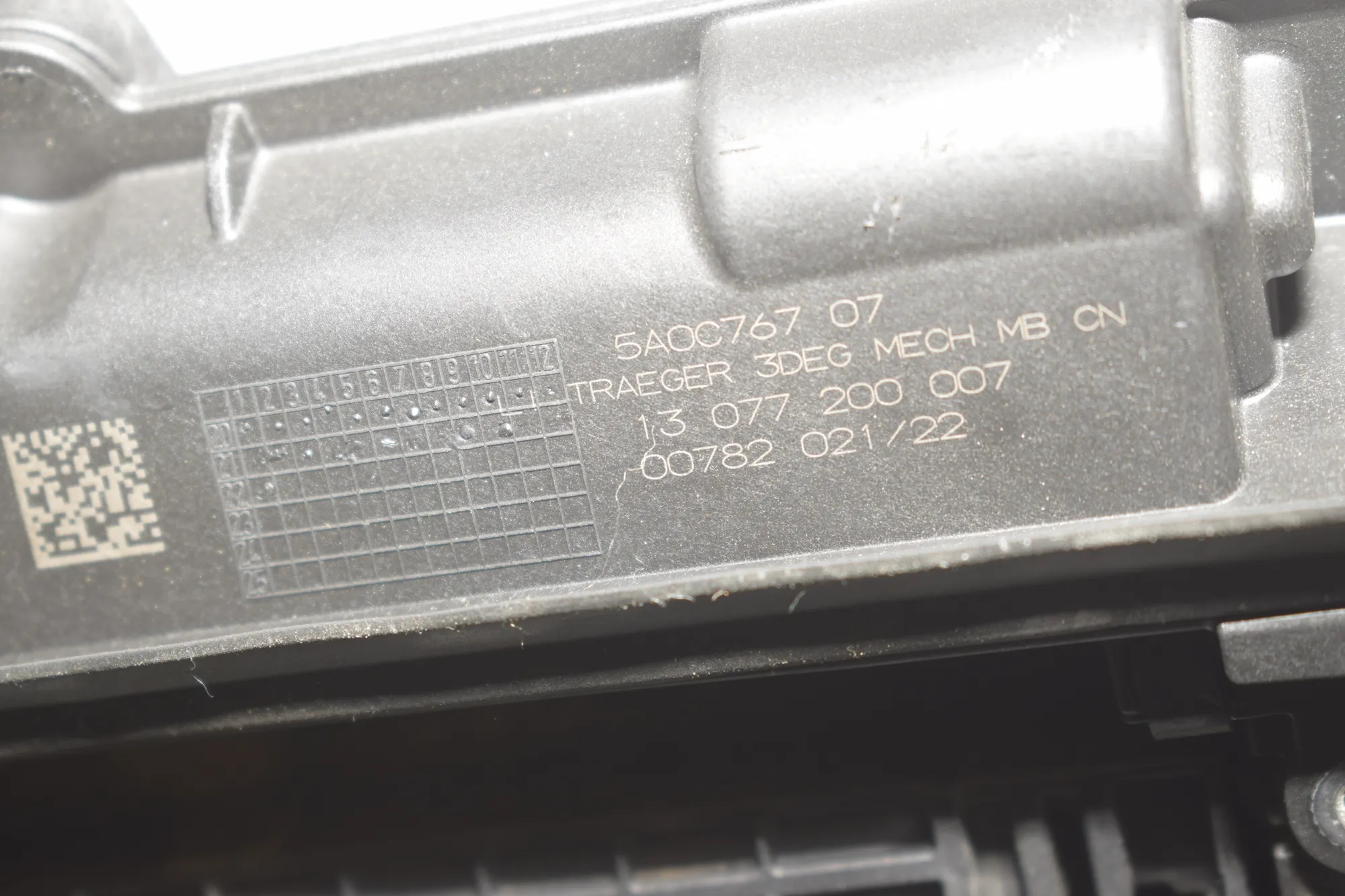 Rear Right Door Interior Handle Frame – OEM 5A0C767 · BMW i4 (G26) (2022 - -) eDrive35 2023 – 5