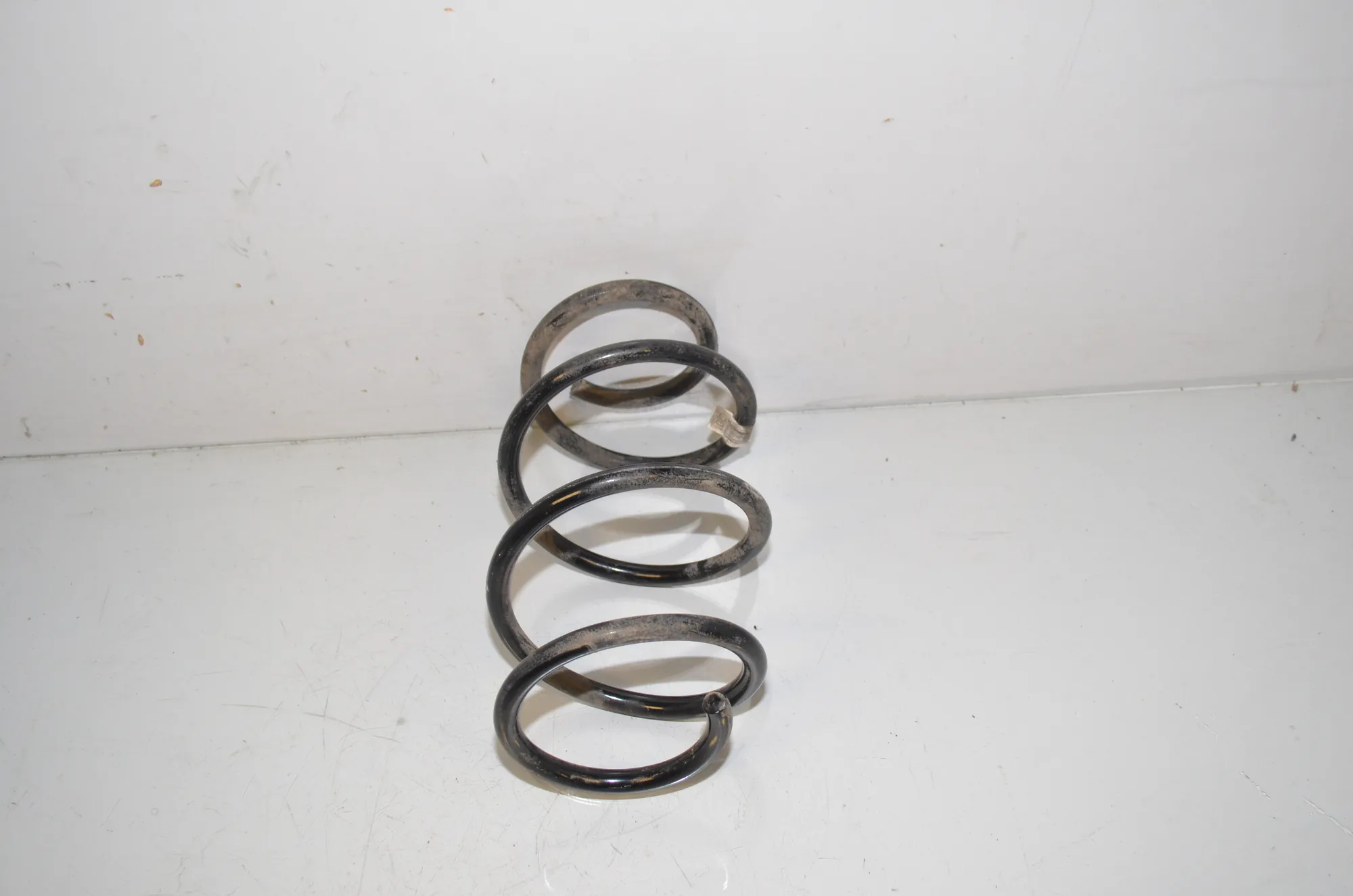 Front Right Coil Spring – OEM 5A2A2F0 · BMW i4 (G26) (2022 - -) eDrive35 2023 – 2