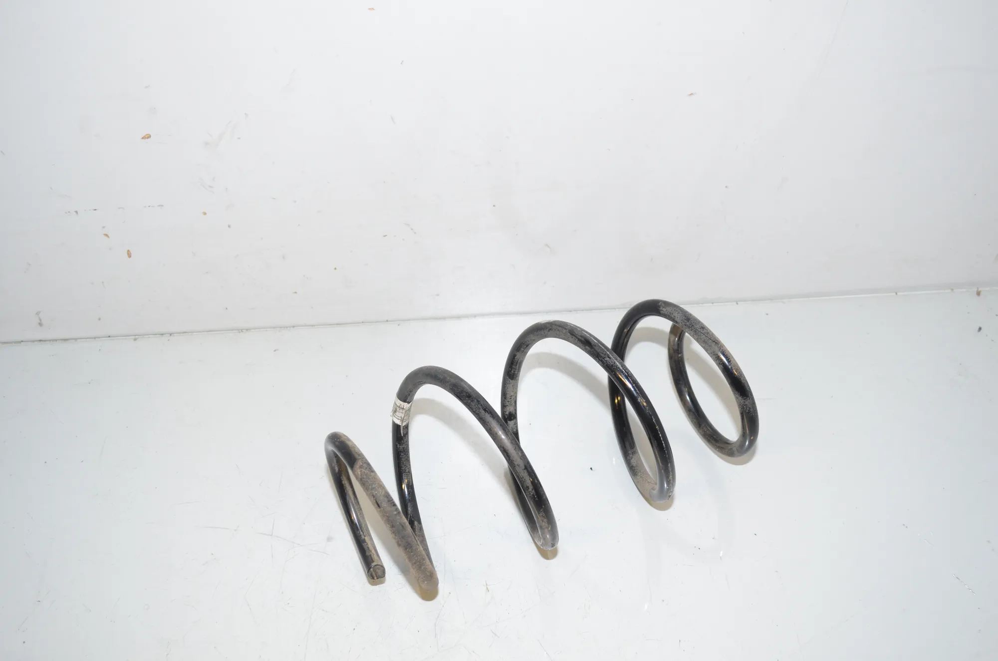 Front Right Coil Spring – OEM 5A2A2F0 · BMW i4 (G26) (2022 - -) eDrive35 2023