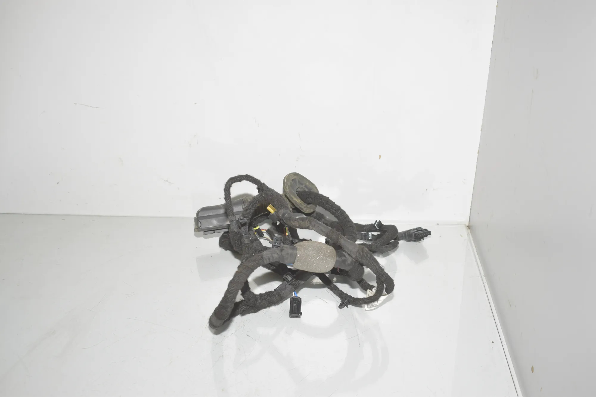 Rear Right Door Wiring – OEM 5A4D099 · BMW i4 (G26) (2022 - -) eDrive35 2023