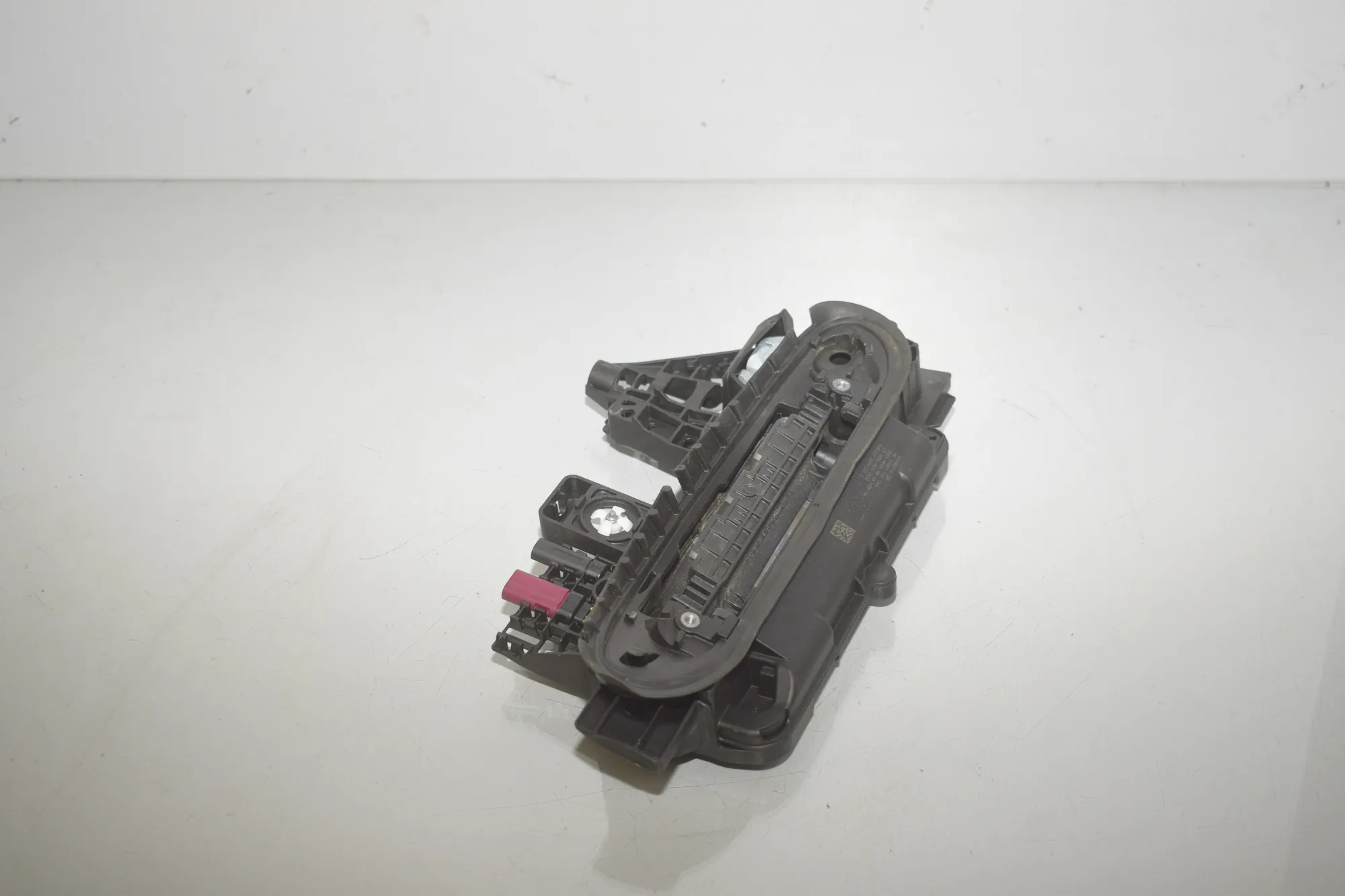 Front Left Door Interior Handle Frame – OEM 5A68EF4 · BMW i4 (G26) (2022 - -) eDrive35 2023 – 4