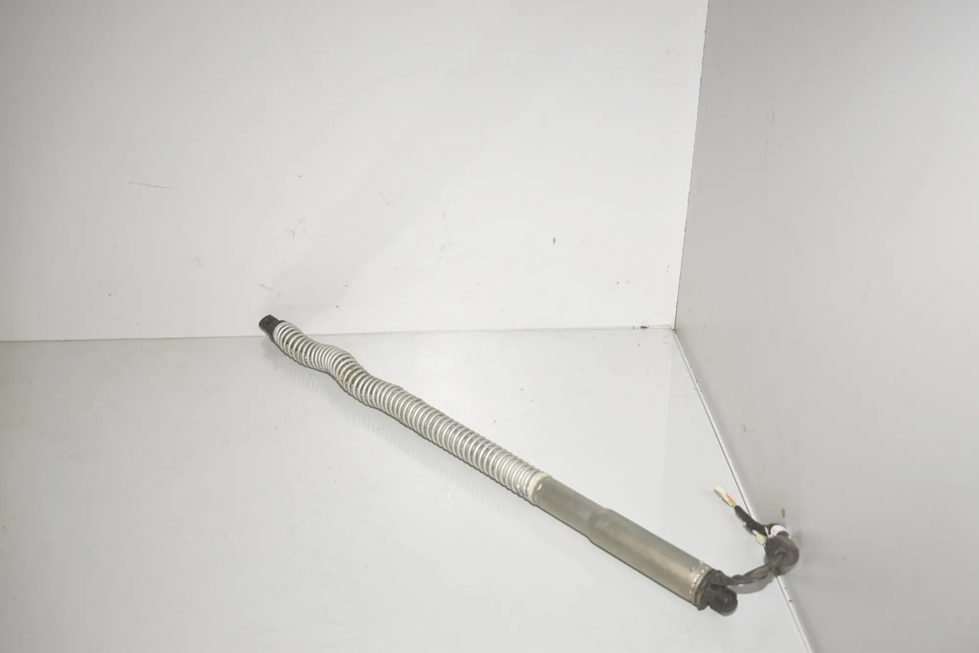 Right Side Tailgate Gas Strut – OEM 8494161 · BMW 2 Active Tourer (U06) (2021 - -) 218d 2022 – 2