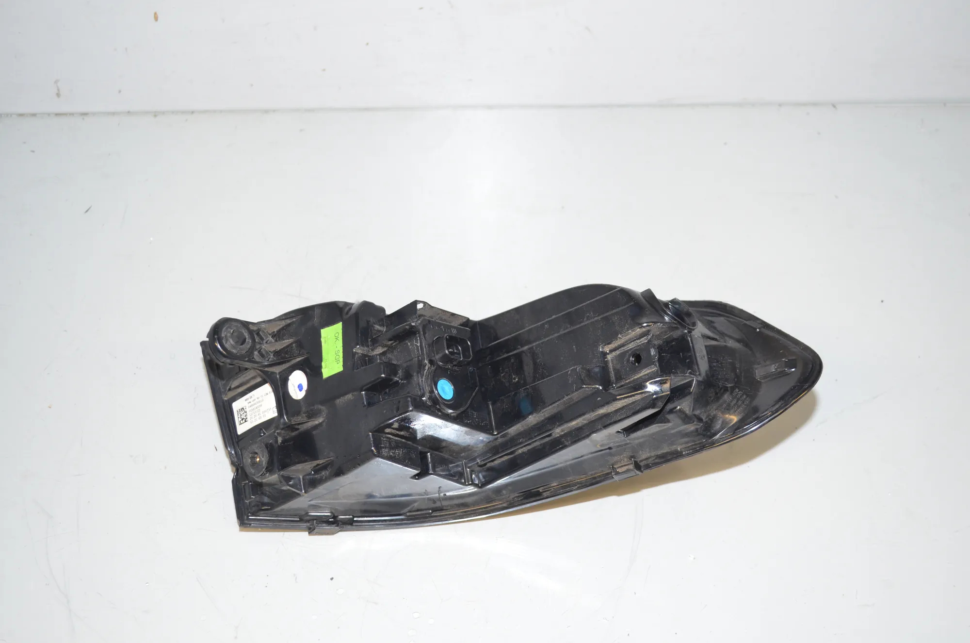 Rear Right Tail Light – OEM 8494358 · BMW 2 Active Tourer (U06) (2021 - -) 218d 2022 – 4