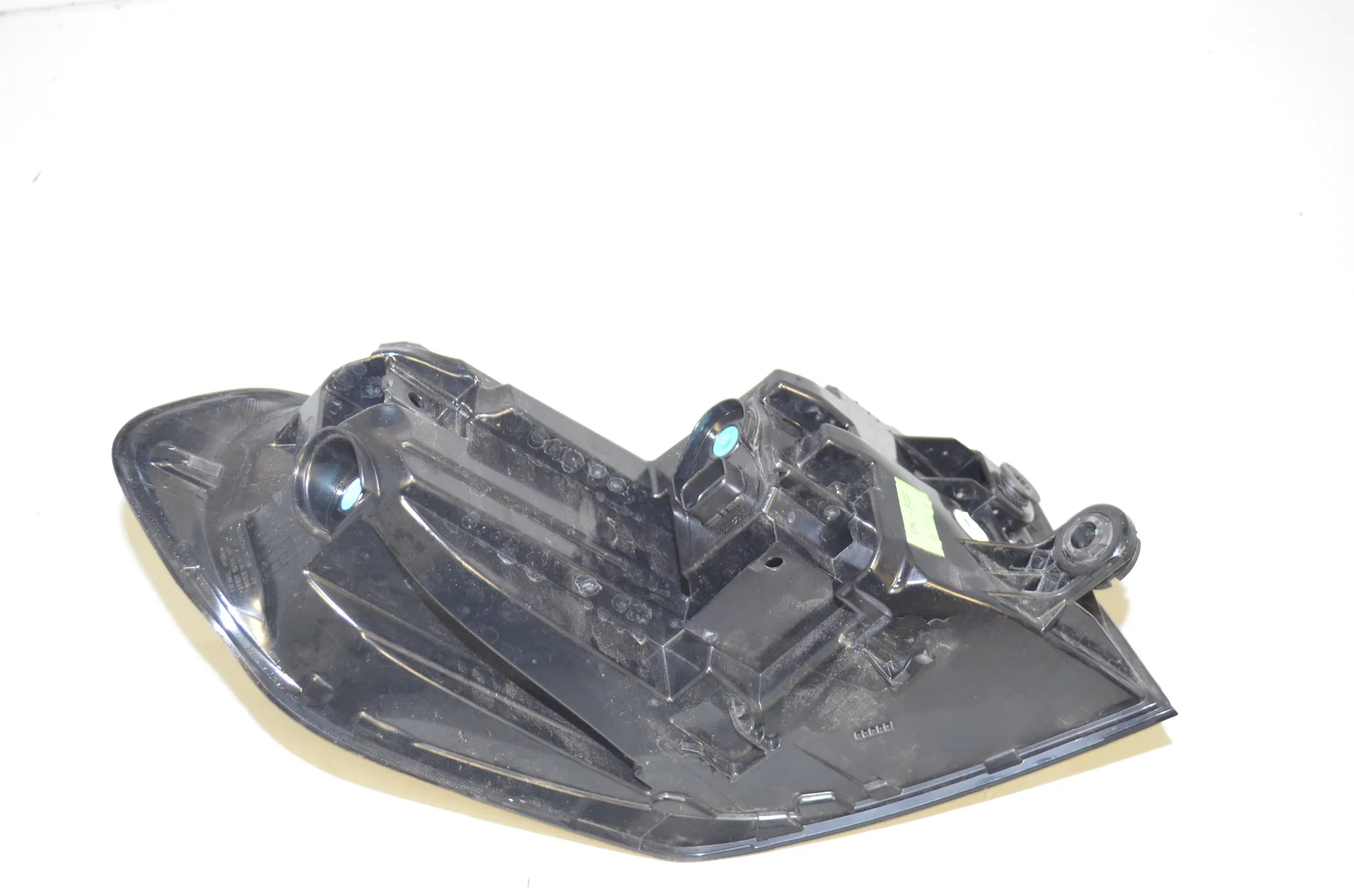 Rear Right Tail Light – OEM 8494358 · BMW 2 Active Tourer (U06) (2021 - -) 218d 2022 – 3