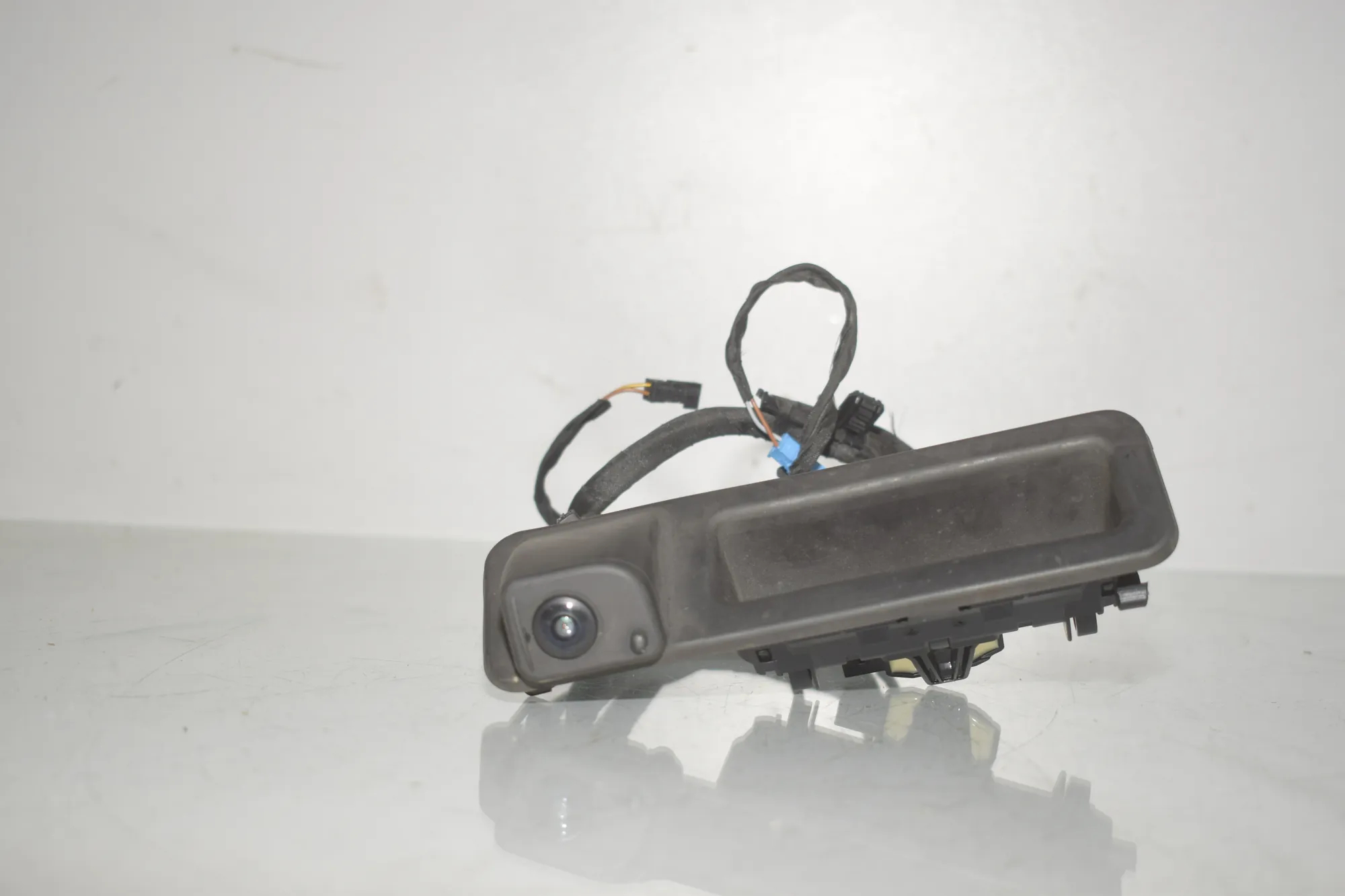 Rear View Camera – OEM 8494246 · BMW 2 Active Tourer (U06) (2021 - -) 218d 2022 – 2