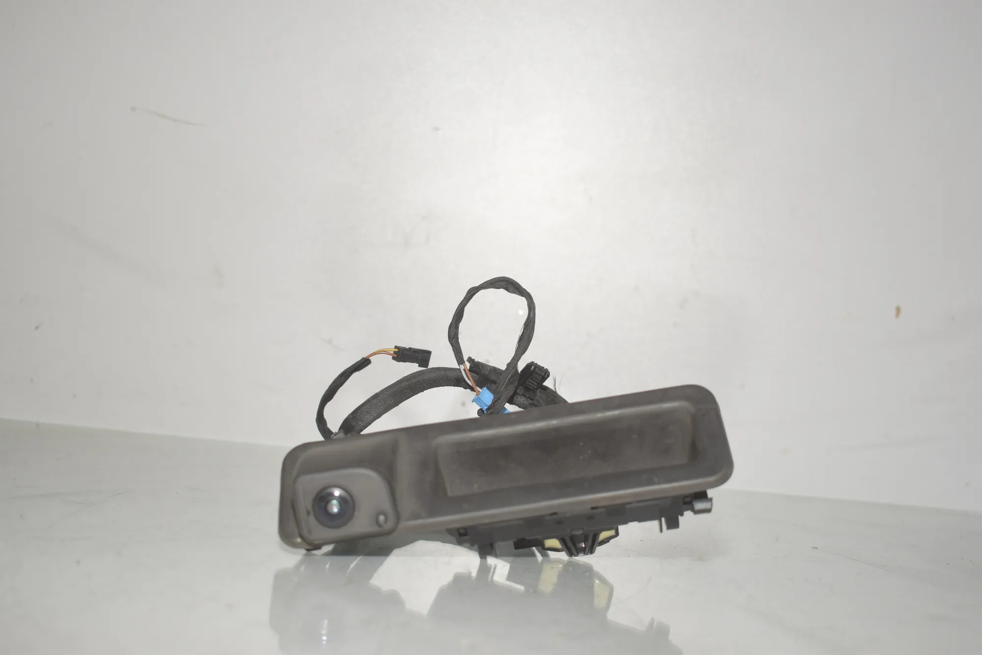 Rear View Camera – OEM 8494246 · BMW 2 Active Tourer (U06) (2021 - -) 218d 2022 – 4