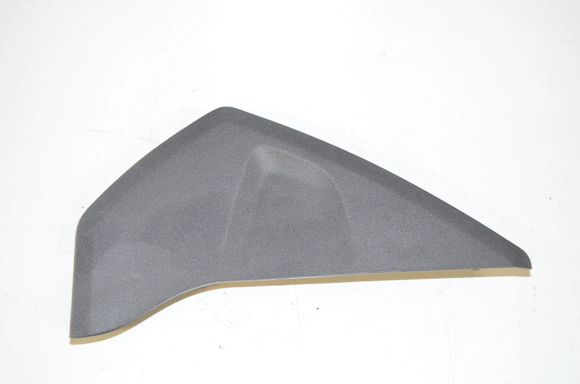 Dashboard Side Trim – OEM 9496554 · BMW 2 Active Tourer (U06) (2021 - -) 218d 2022 – 2