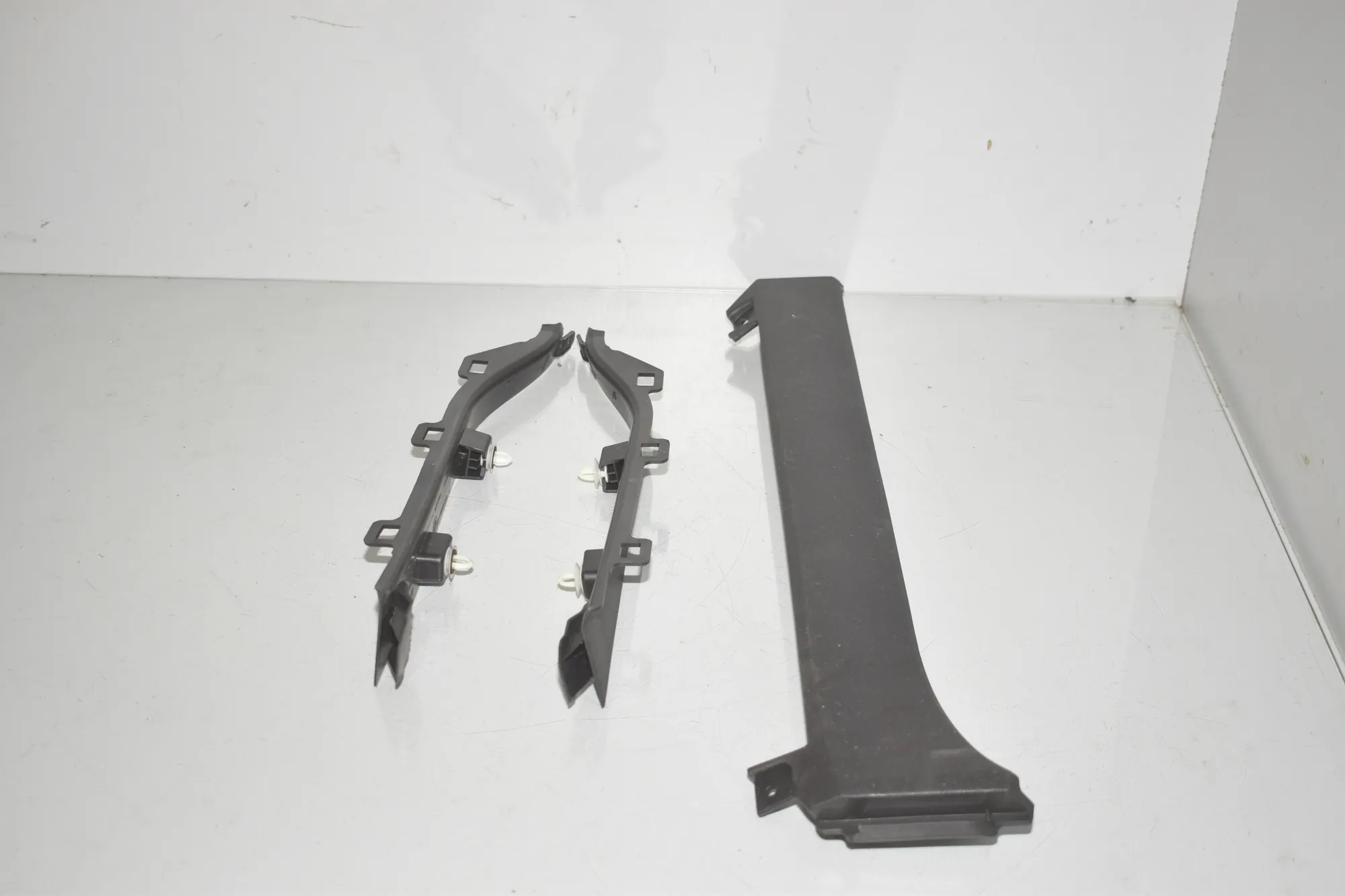 Other Interior Parts – OEM 9891095 · BMW 2 Active Tourer (U06) (2021 - -) 218d 2022 – 2