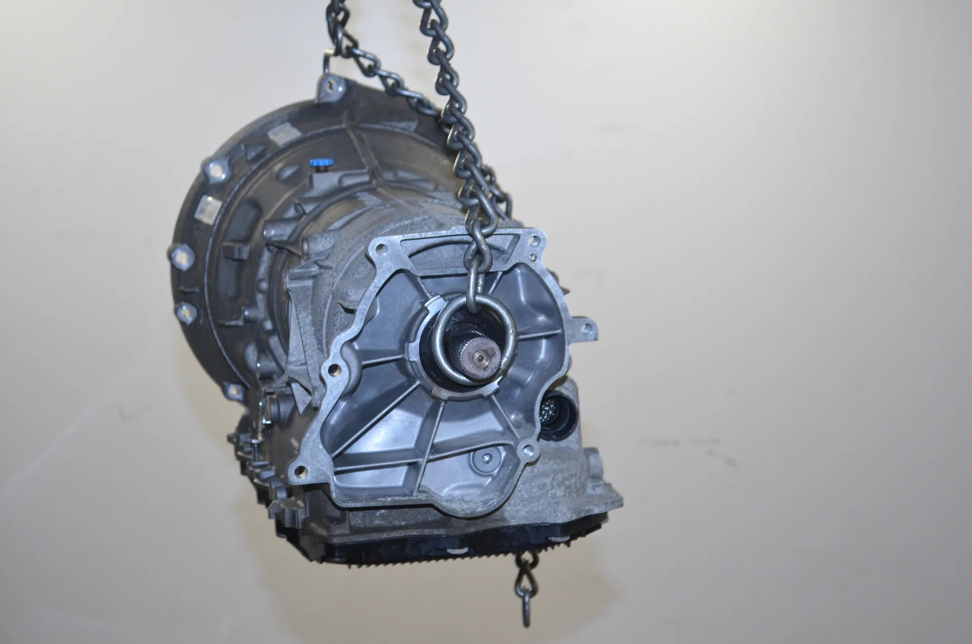 Gearbox – OEM GA8HP70X · BMW 5 Touring (F11) 530 d xDrive 2011 – 4