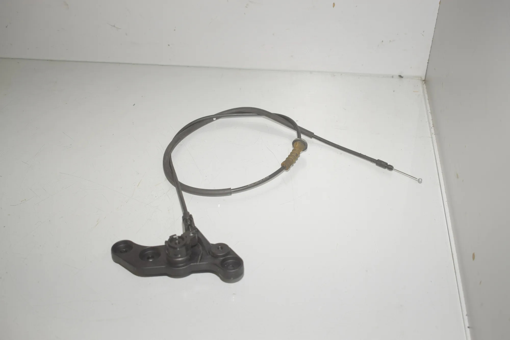 Bonnet Lock Cable – OEM 8737156 · BMW 2 Active Tourer (U06) (2021 - -) 218d 2022 – 2
