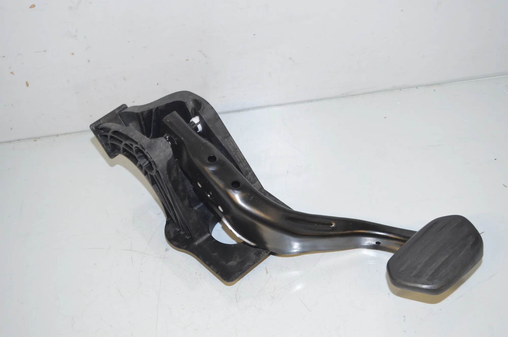 Brake Pedal – OEM 6891135 · BMW 2 Active Tourer (U06) (2021 - -) 218d 2022 – 2