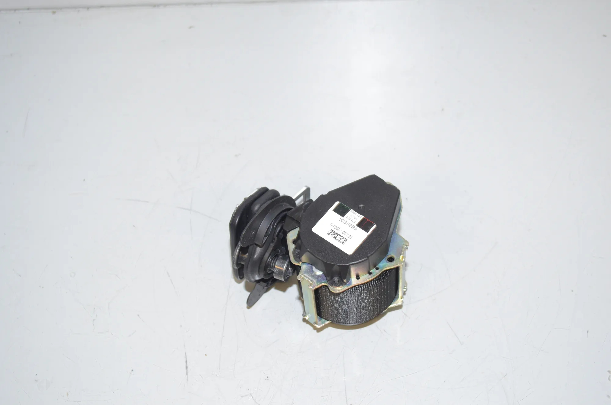 Rear Middle Seatbelt – OEM 9493878 · BMW 2 Active Tourer (U06) (2021 - -) 218d 2022 – 2