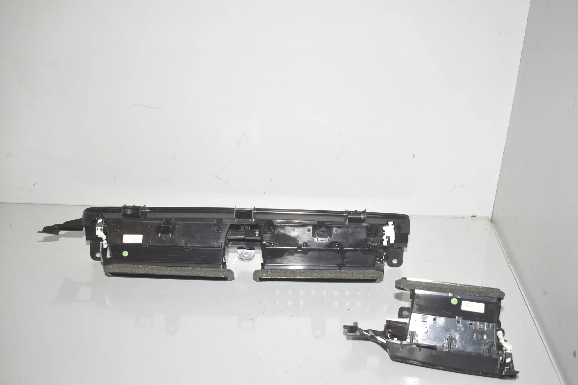 Dashboard Air Vents – OEM 9483382 · BMW 2 Active Tourer (U06) (2021 - -) 218d 2022 – 4