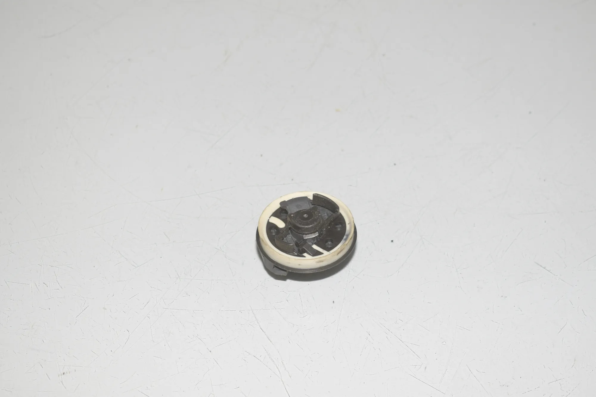 Front Left Impact Sensor – OEM 9496820 · BMW 2 Active Tourer (U06) (2021 - -) 218d 2022 – 3
