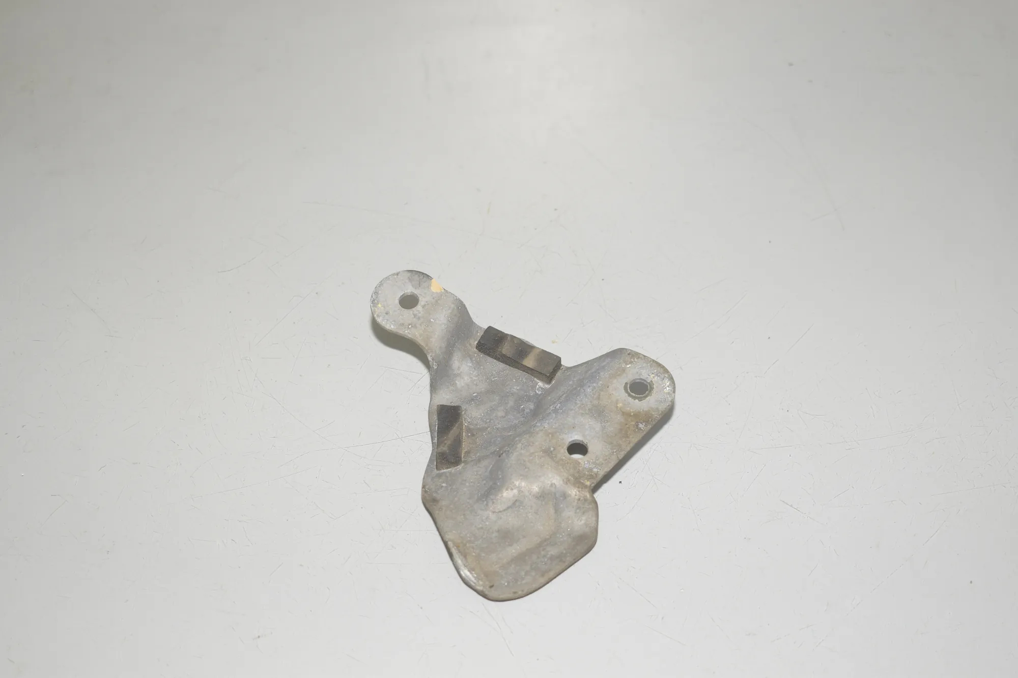 Bracket – OEM 7497998 · BMW 2 Active Tourer (U06) (2021 - -) 218d 2022 – 3