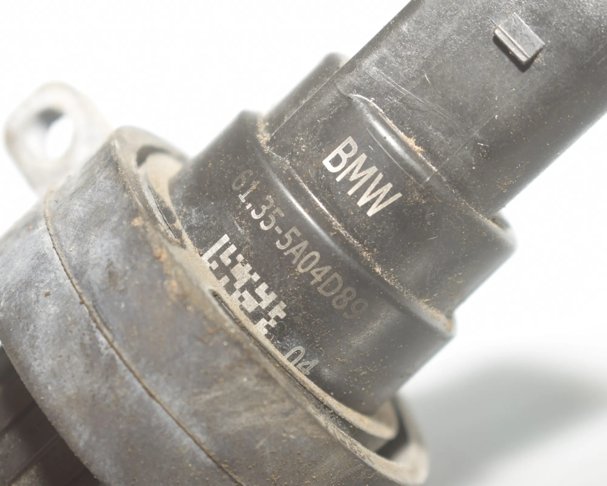 Washer Tank Motor – OEM 5A04D89 · BMW 2 Active Tourer (U06) (2021 - -) 218d 2022 – 6