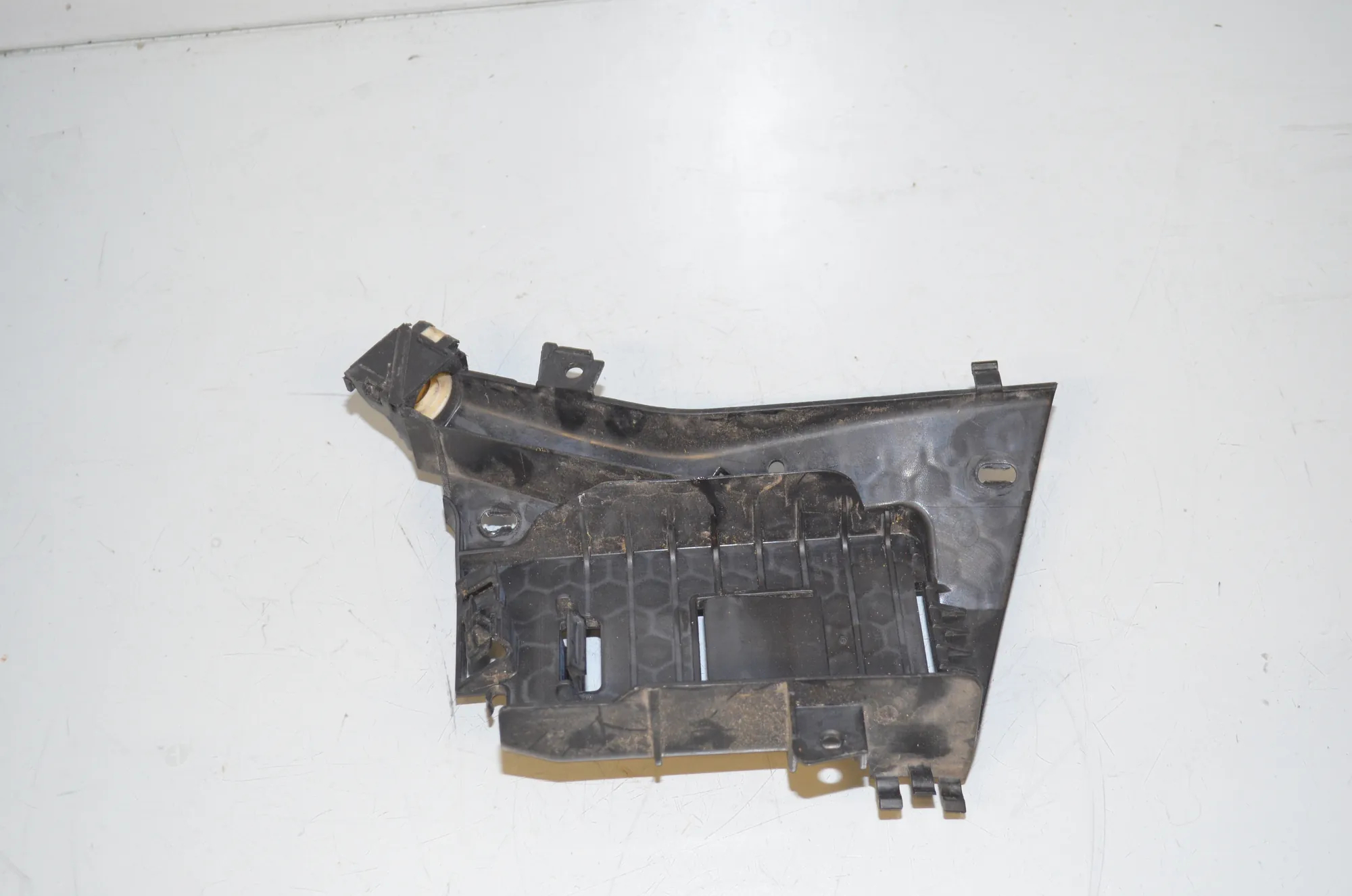 Bracket – OEM 9855653 · BMW 2 Active Tourer (U06) (2021 - -) 218d 2022