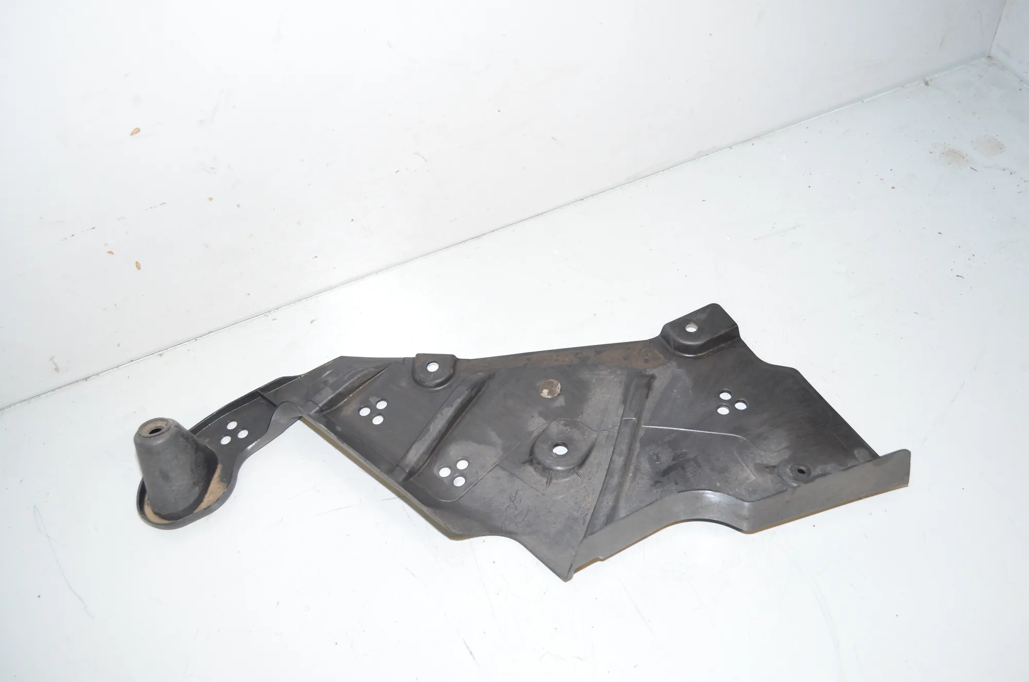 Other Underbody Cover – OEM 8498391 · BMW 2 Active Tourer (U06) (2021 - -) 218d 2022