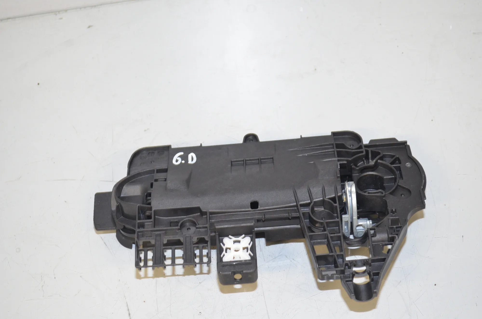 Rear Right Door Interior Handle Frame – OEM 5A0C432 · BMW 2 Active Tourer (U06) (2021 - -) 218d 2022 – 4