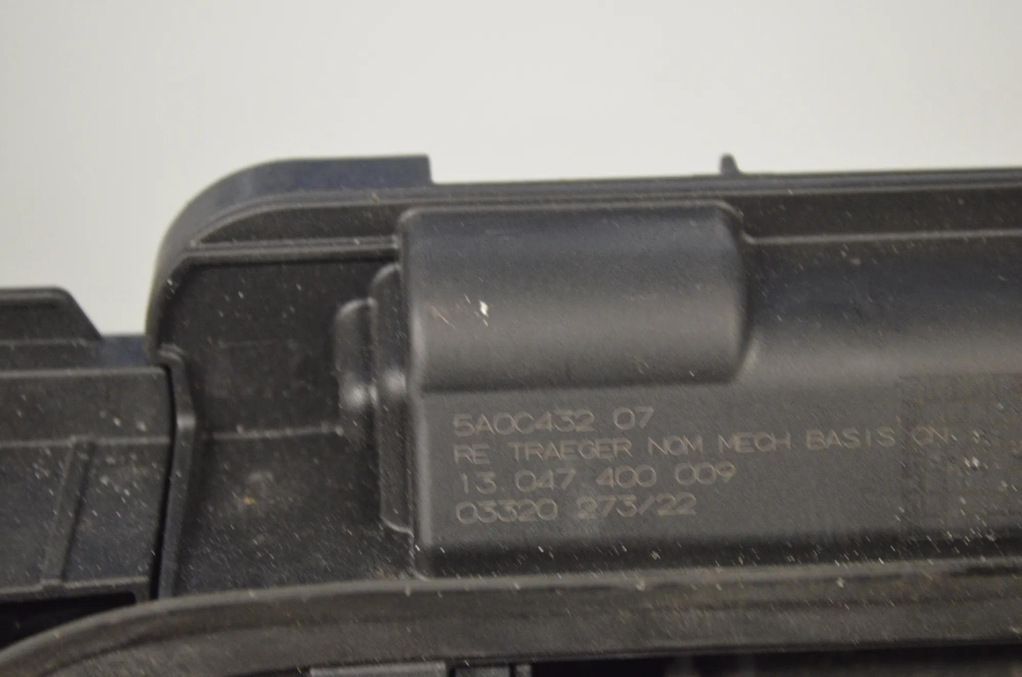 Front Right Door Interior Handle Frame – OEM 5A0C432 · BMW 2 Active Tourer (U06) (2021 - -) 218d 2022 – 5