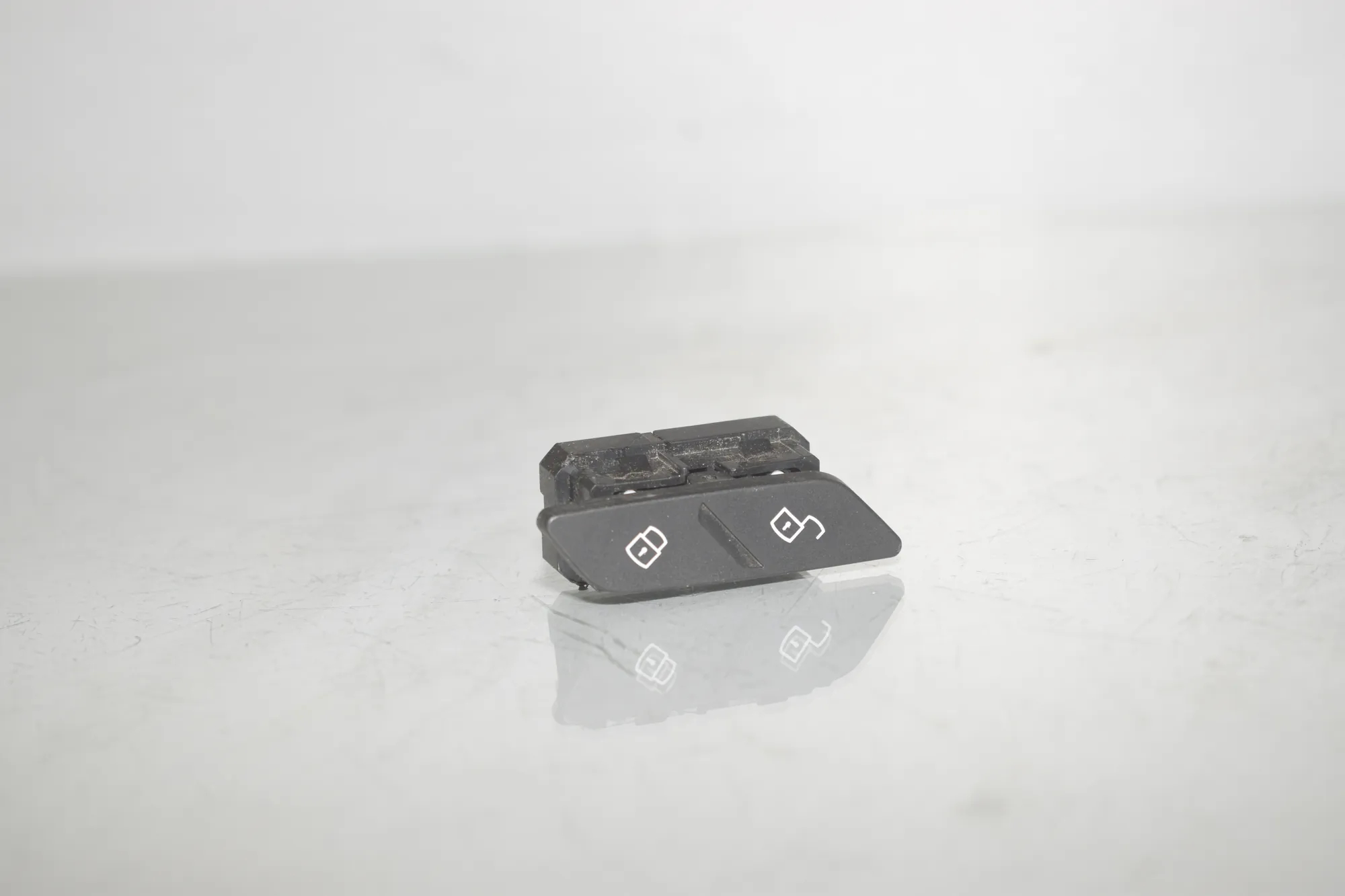 Switches – OEM 5A141C1 · BMW 2 Active Tourer (U06) (2021 - -) 218d 2022 – 2