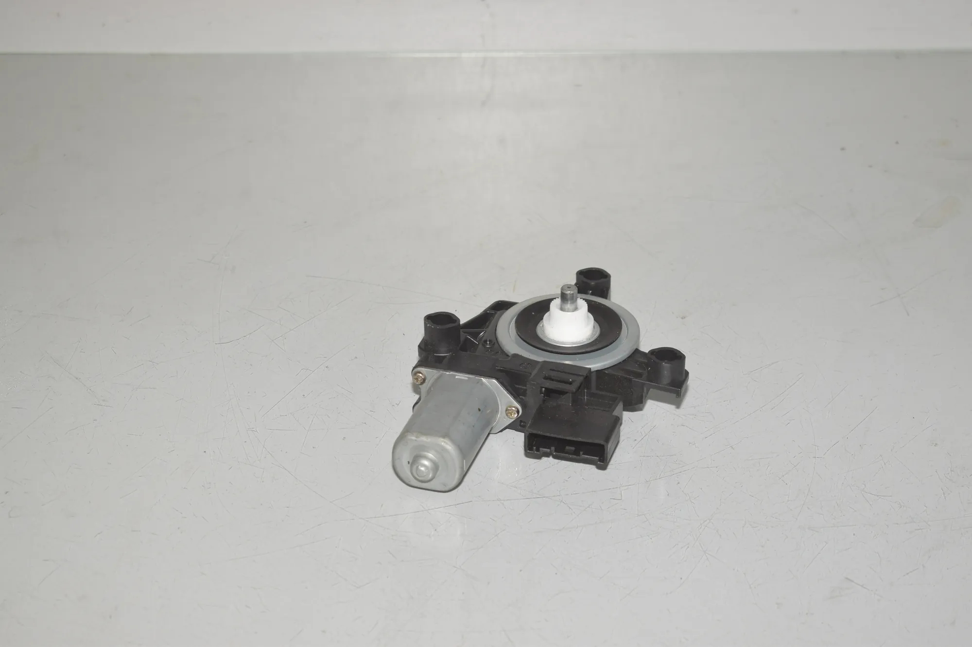 Front Left Door Window Regulator Motor – OEM 5A18F14 · BMW 2 Active Tourer (U06) (2021 - -) 218d 2022 – 3