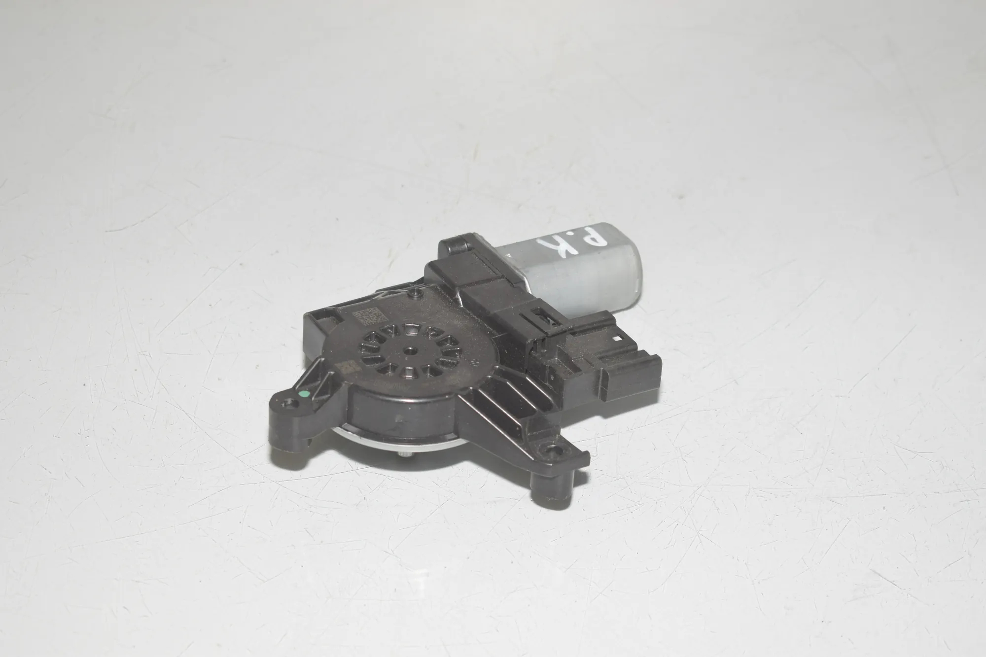 Front Left Door Window Regulator Motor – OEM 5A18F14 · BMW 2 Active Tourer (U06) (2021 - -) 218d 2022