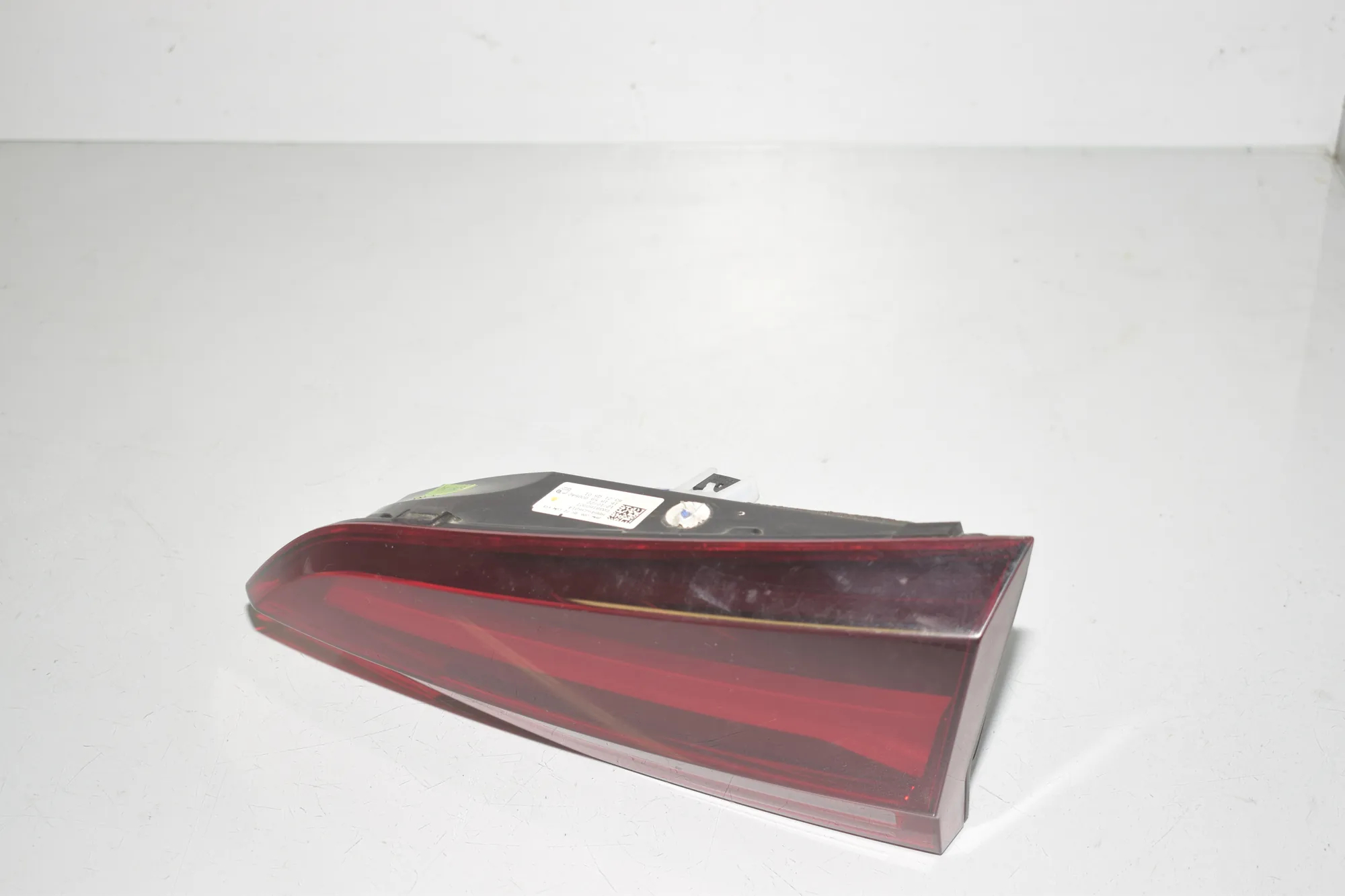 Right Side Tailgate Tail Light – OEM 8494362 · BMW 2 Active Tourer (U06) (2021 - -) 218d 2022 – 4