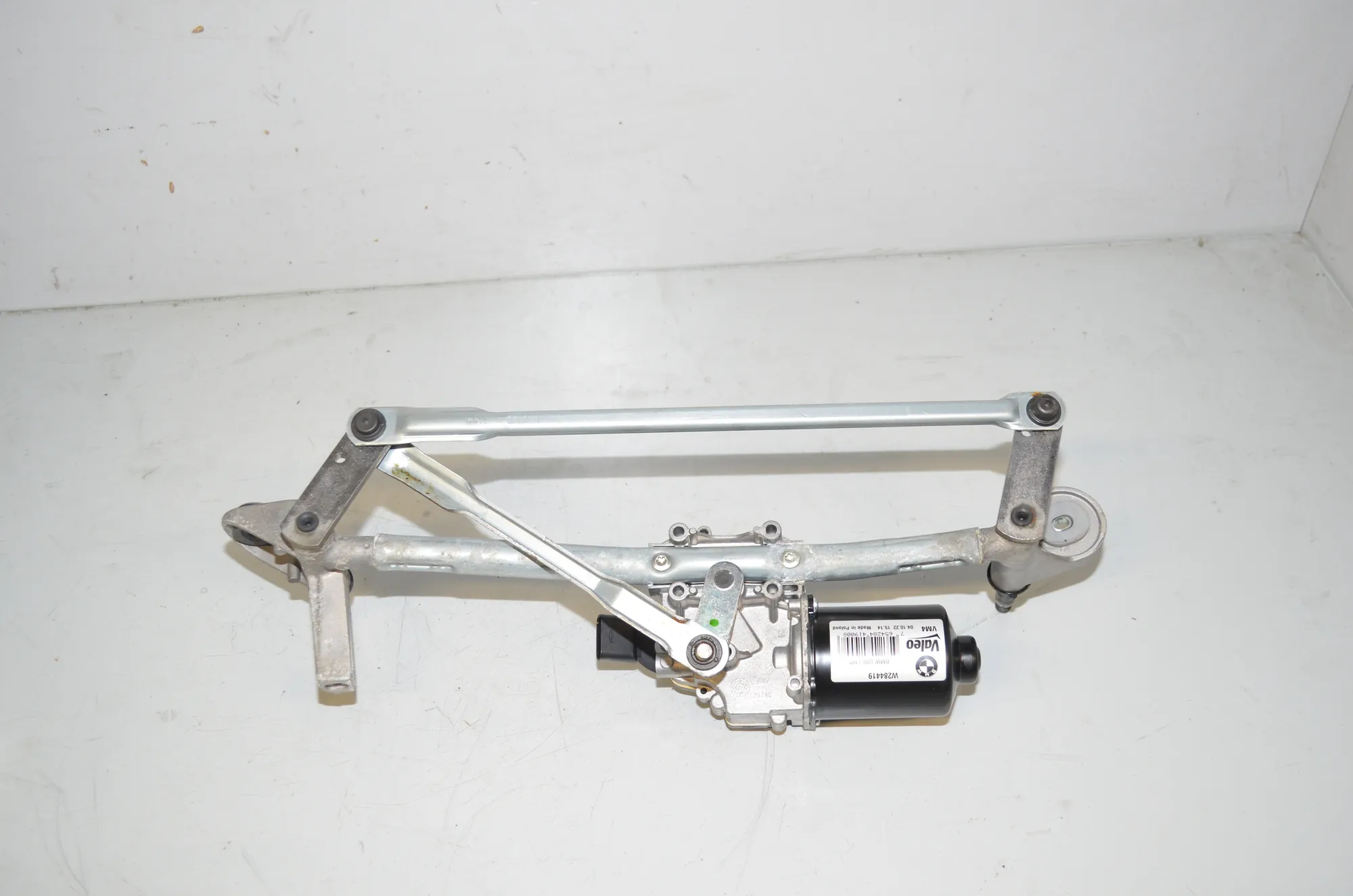 Front Windshield Wiper Mechanism – OEM 8492107 · BMW 2 Active Tourer (U06) (2021 - -) 218d 2022 – 3