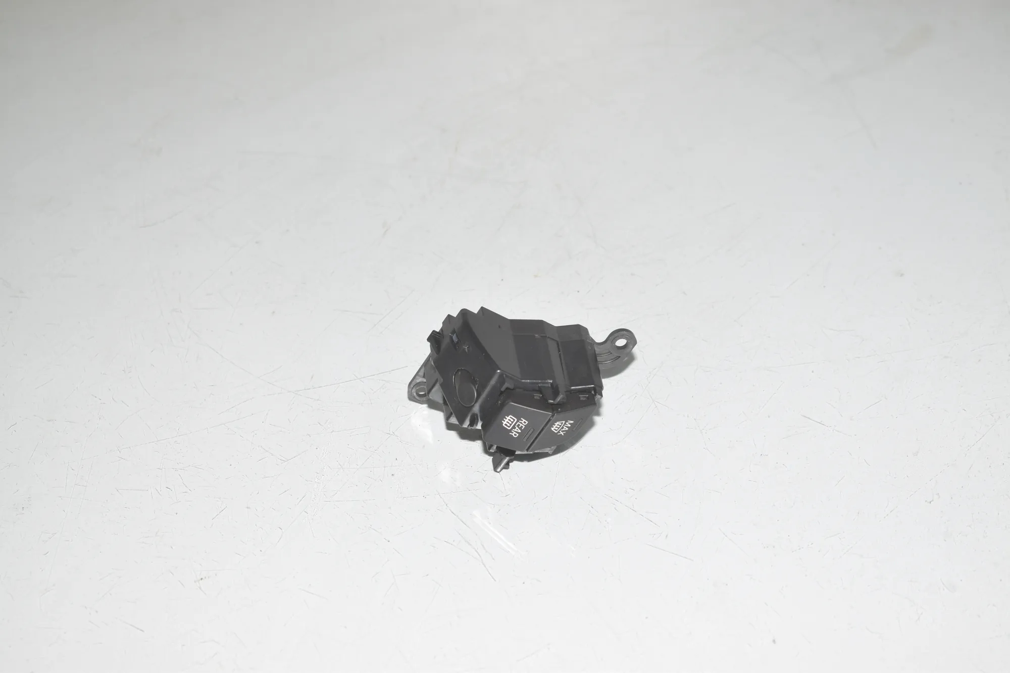 Switches – OEM 5A500B1 · BMW 2 Active Tourer (U06) (2021 - -) 218d 2022 – 3