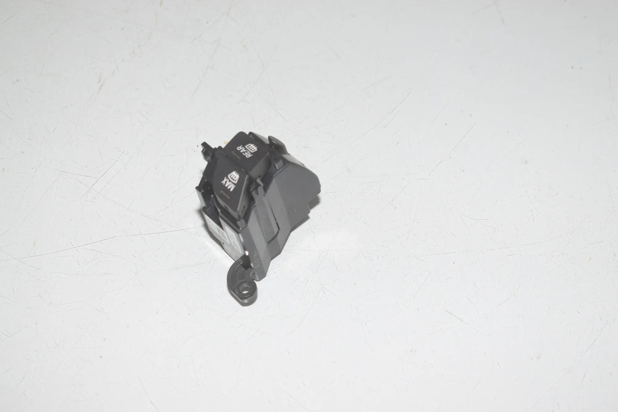 Switches – OEM 5A500B1 · BMW 2 Active Tourer (U06) (2021 - -) 218d 2022 – 2