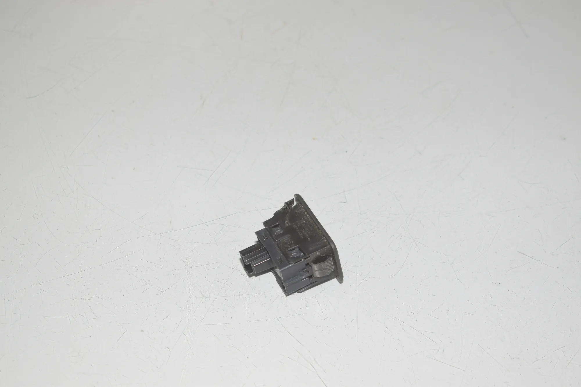 Switches – OEM 5A2BCB6 · BMW 2 Active Tourer (U06) (2021 - -) 218d 2022 – 2