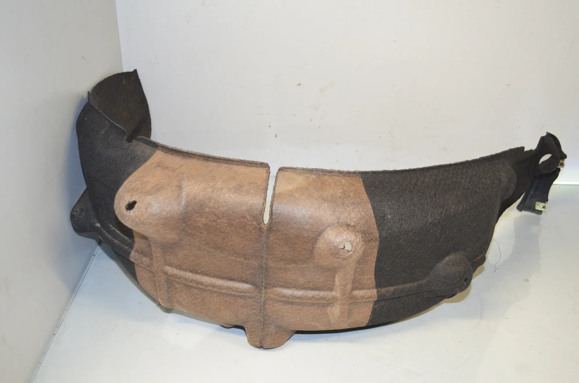 Rear Left Arch Liner – OEM 7290795 · BMW 2 Active Tourer (F45) 218 i 2016 – 3