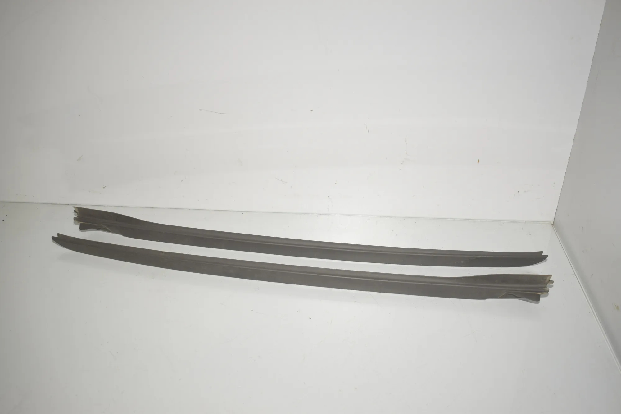 Front Windshield Trim – OEM 7933088 · BMW i4 (G26) (2022 - -) eDrive35 2023 – 3