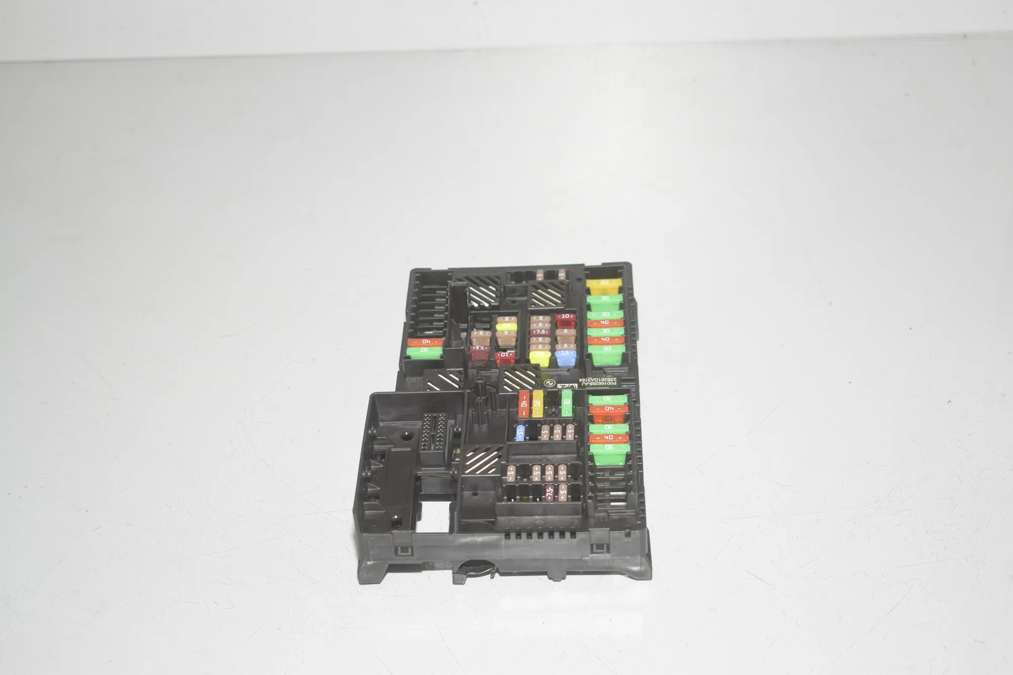 Fuse Box – OEM 5A0E7D1 · BMW i4 (G26) (2022 - -) eDrive35 2023