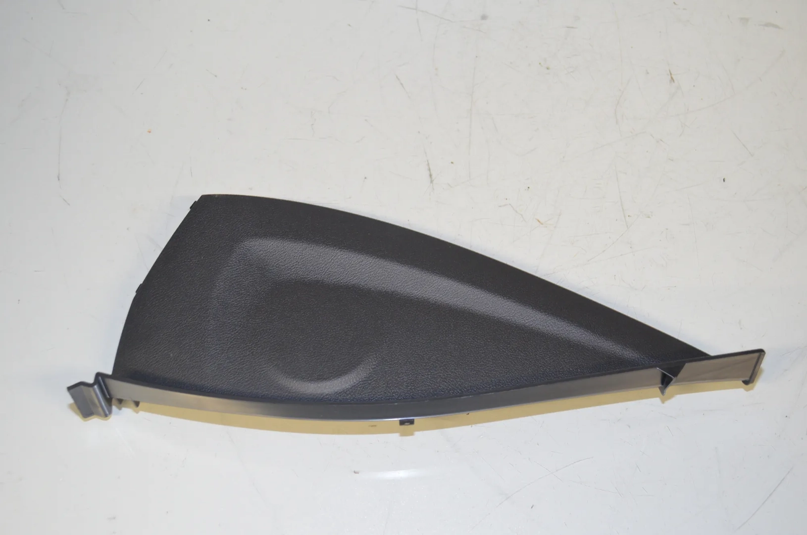 Dashboard Side Trim – OEM 6994829 · BMW i4 (G26) (2022 - -) eDrive35 2023